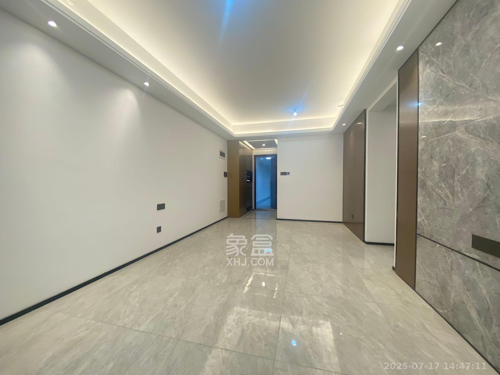 万科魅力之城天阔里  3室1厅2卫    2400.0元/月 万科魅力之城天阔里  3室1厅2卫    2400.0元/月室内图