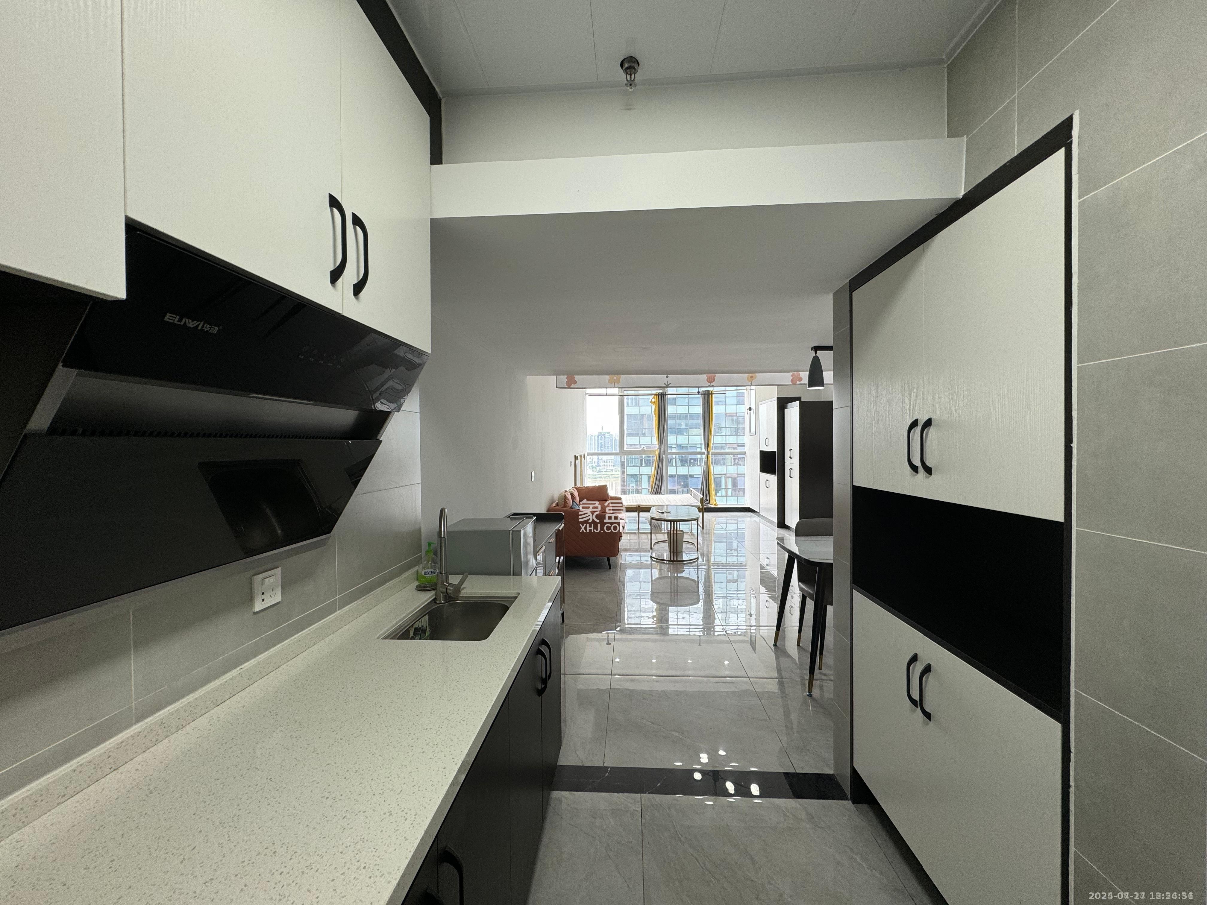 奥克斯滨仕花园(奥克斯洋湖广场/奥克斯中心)  1室0厅0卫    1900.0元/月 奥克斯滨仕花园(奥克斯洋湖广场/奥克斯中心)  1室0厅0卫    1900.0元/月室内图