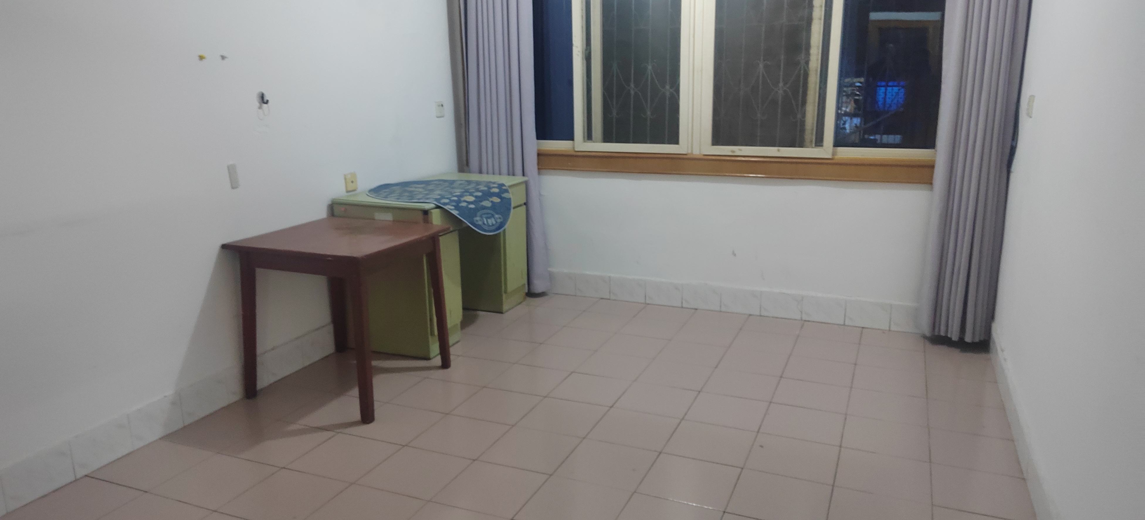 公园社区(青山小区) 1室0厅0卫 300.0元/月 公园社区(青山小区) 1室0厅0卫 300.0元/月户型图