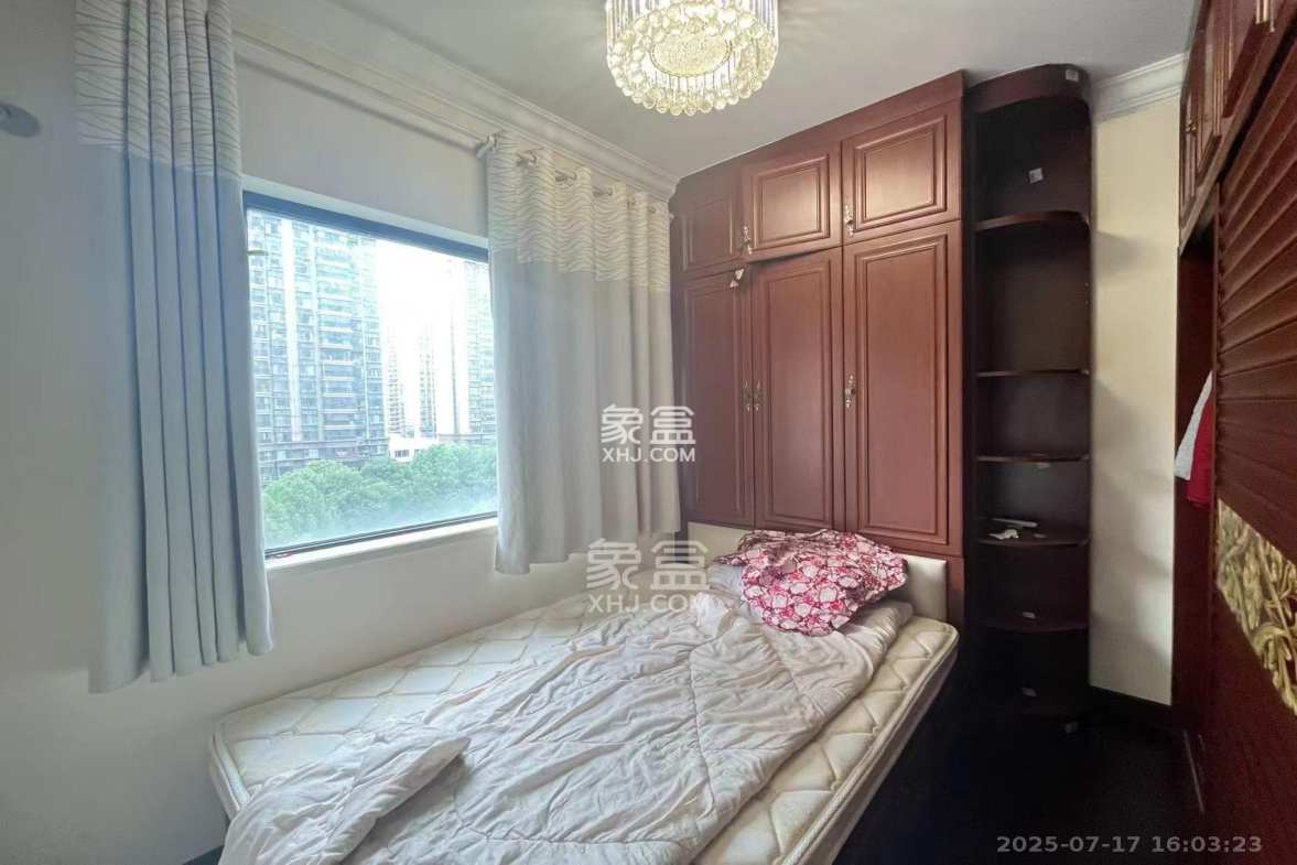 恒大江湾  3室2厅1卫    3000.0元/月 恒大江湾  3室2厅1卫    3000.0元/月室内图