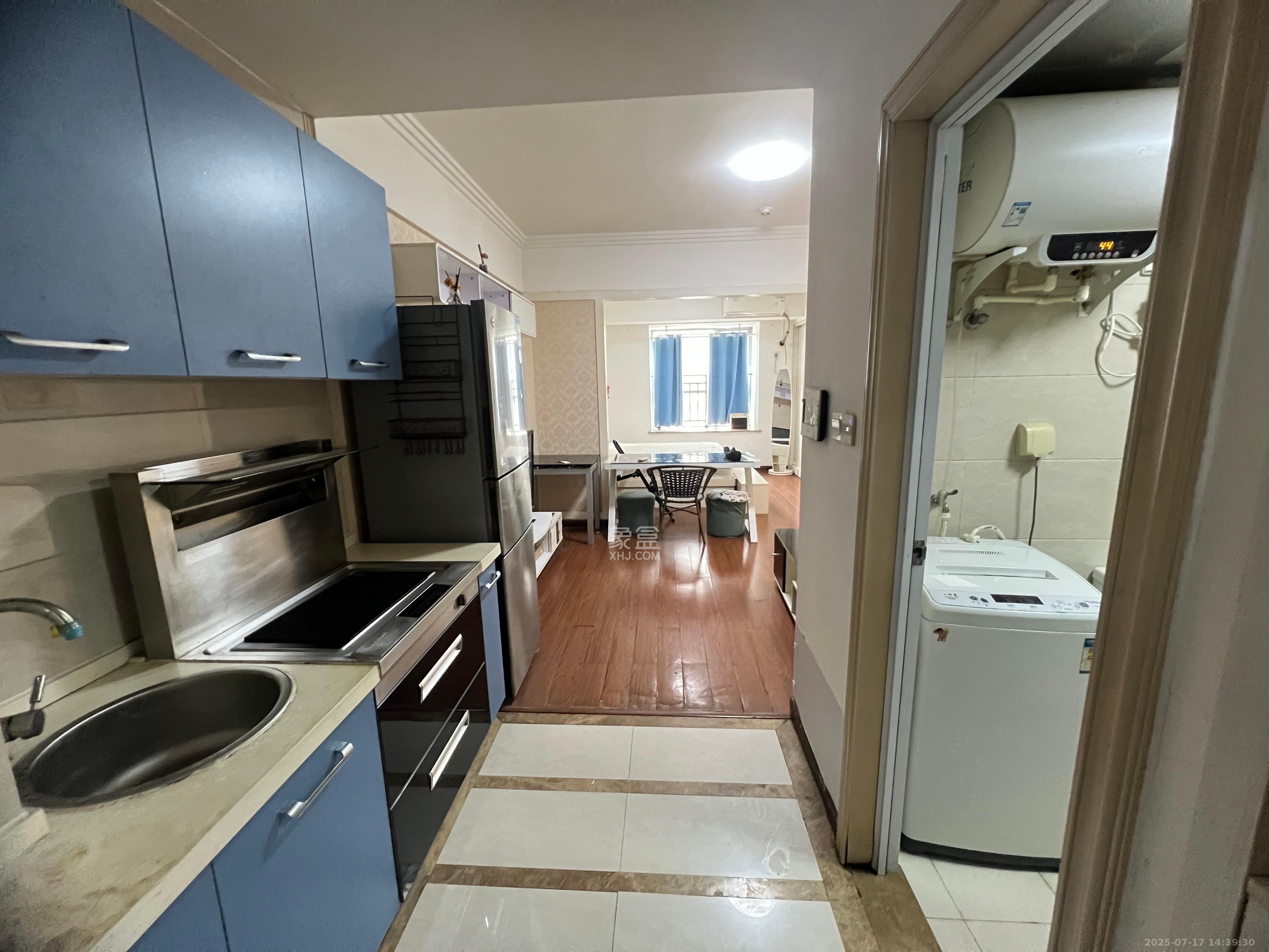 西子一间 1室0厅1卫 1700.0元/月 西子一间 1室0厅1卫 1700.0元/月室内图