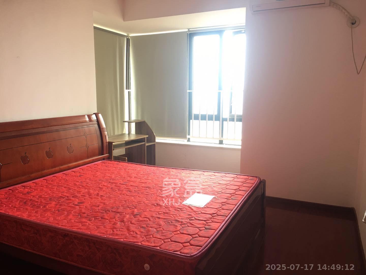 保利麓谷林语F区  4室2厅2卫   2600.00元/月室内图