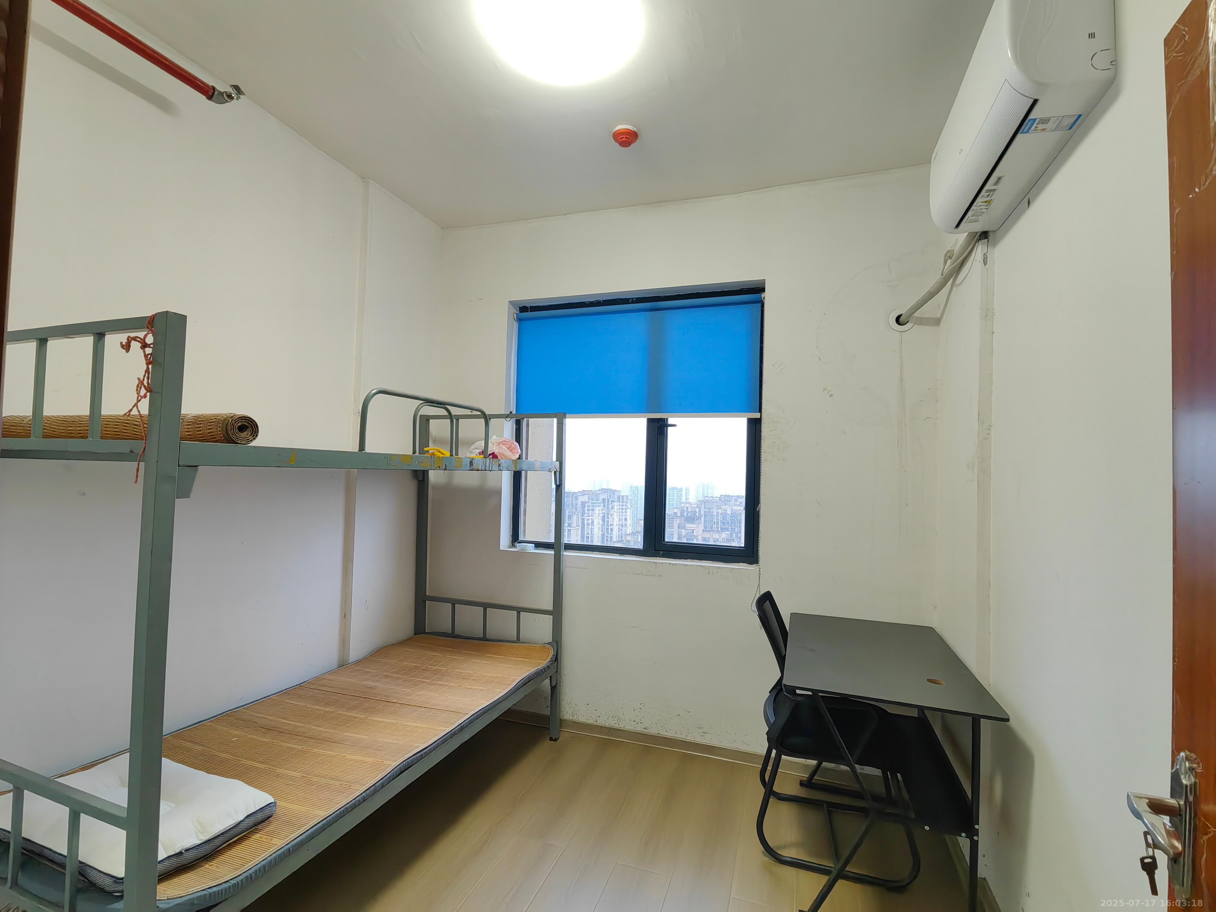 中建梅溪湖中心  4室2厅2卫   3000.00元/月室内图