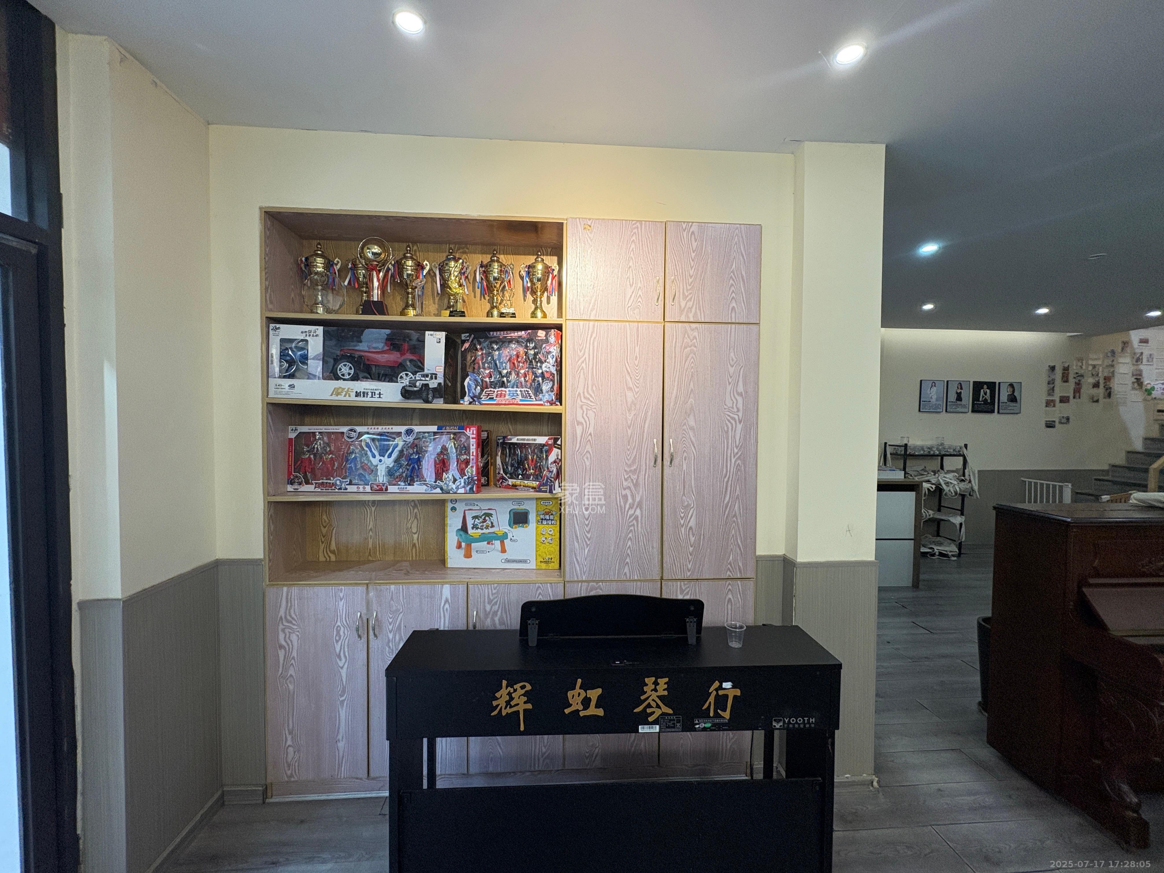 万科金域蓝湾   82.27㎡      10000.0元/月室内图