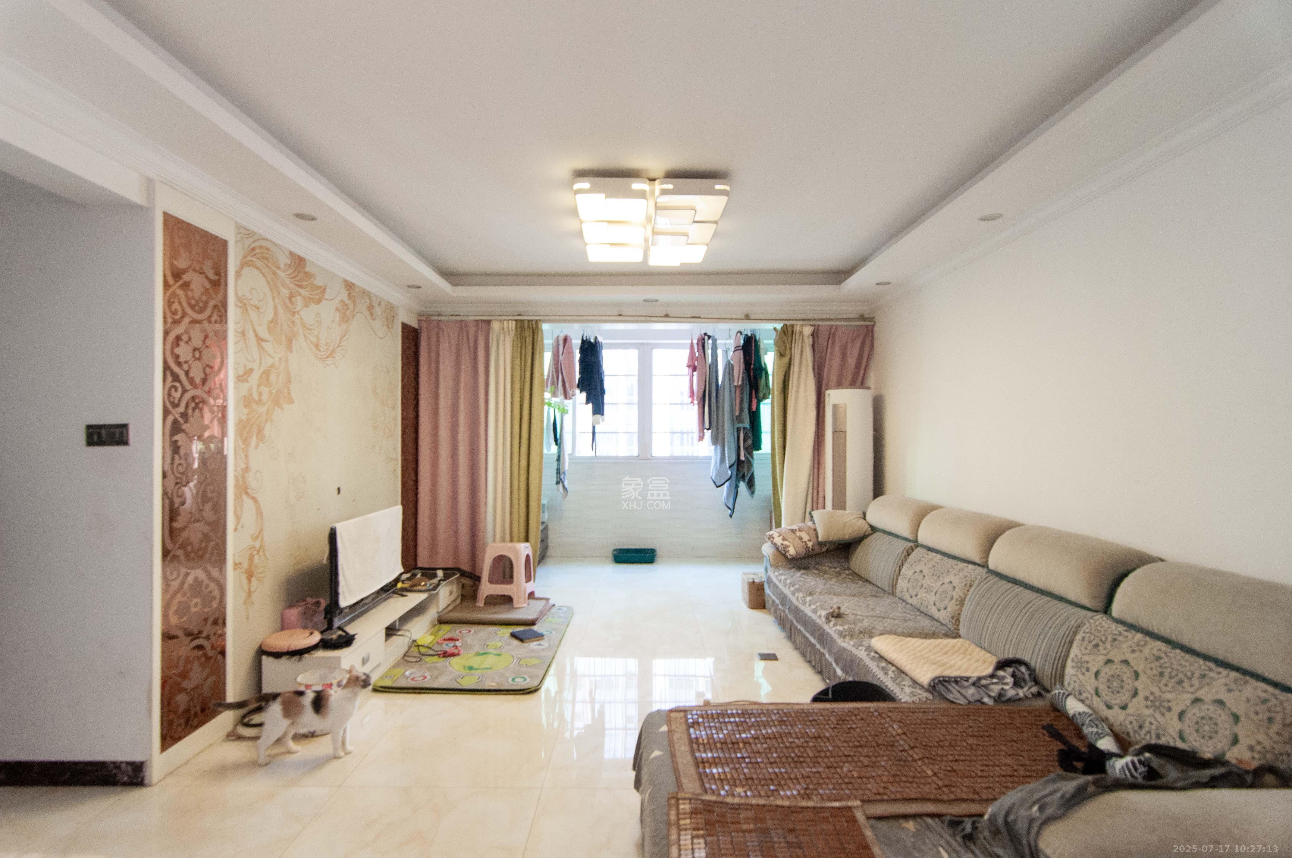 麓谷加州阳光  2室2厅2卫    61.0万 麓谷加州阳光  2室2厅2卫    61.0万