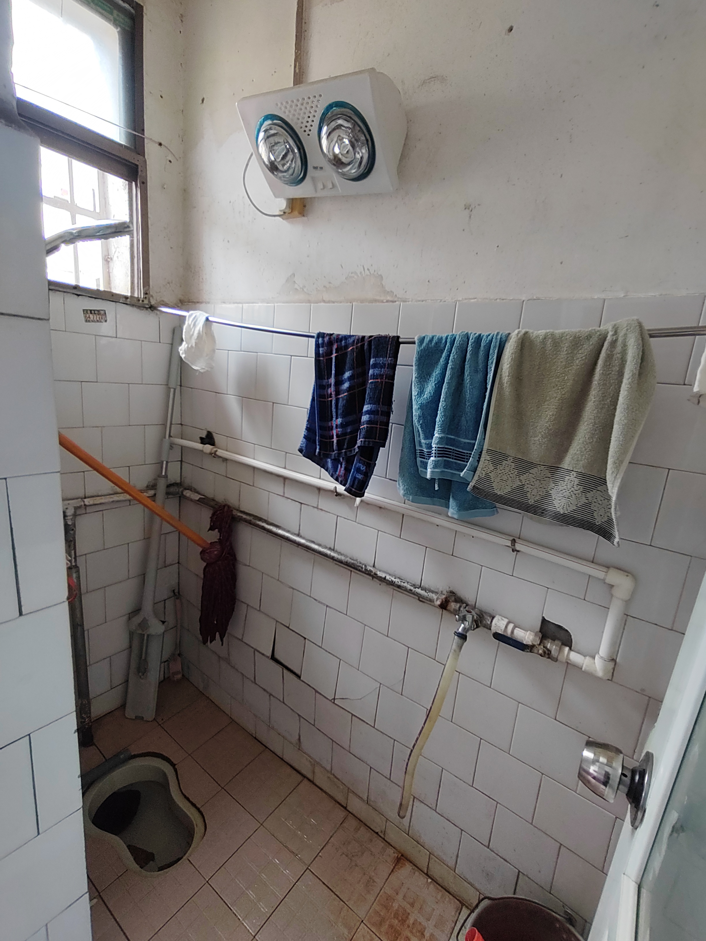 公园社区(青山小区) 1室0厅0卫 300.0元/月 公园社区(青山小区) 1室0厅0卫 300.0元/月室内图