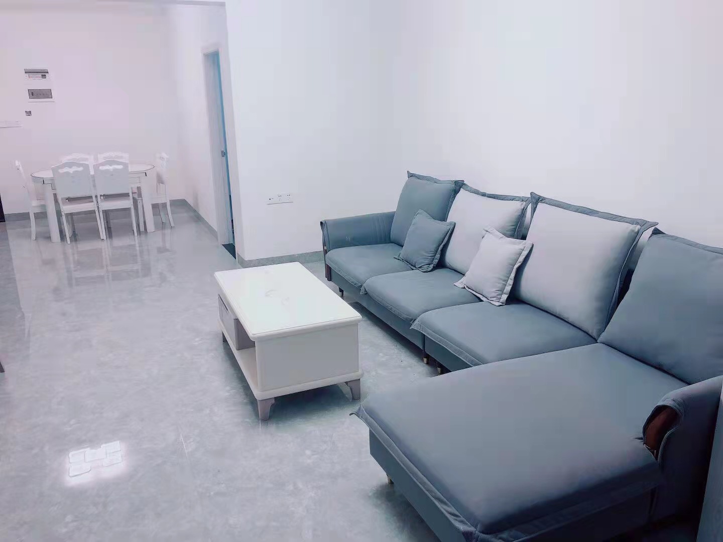 伟业智青春  3室2厅2卫   140.00万