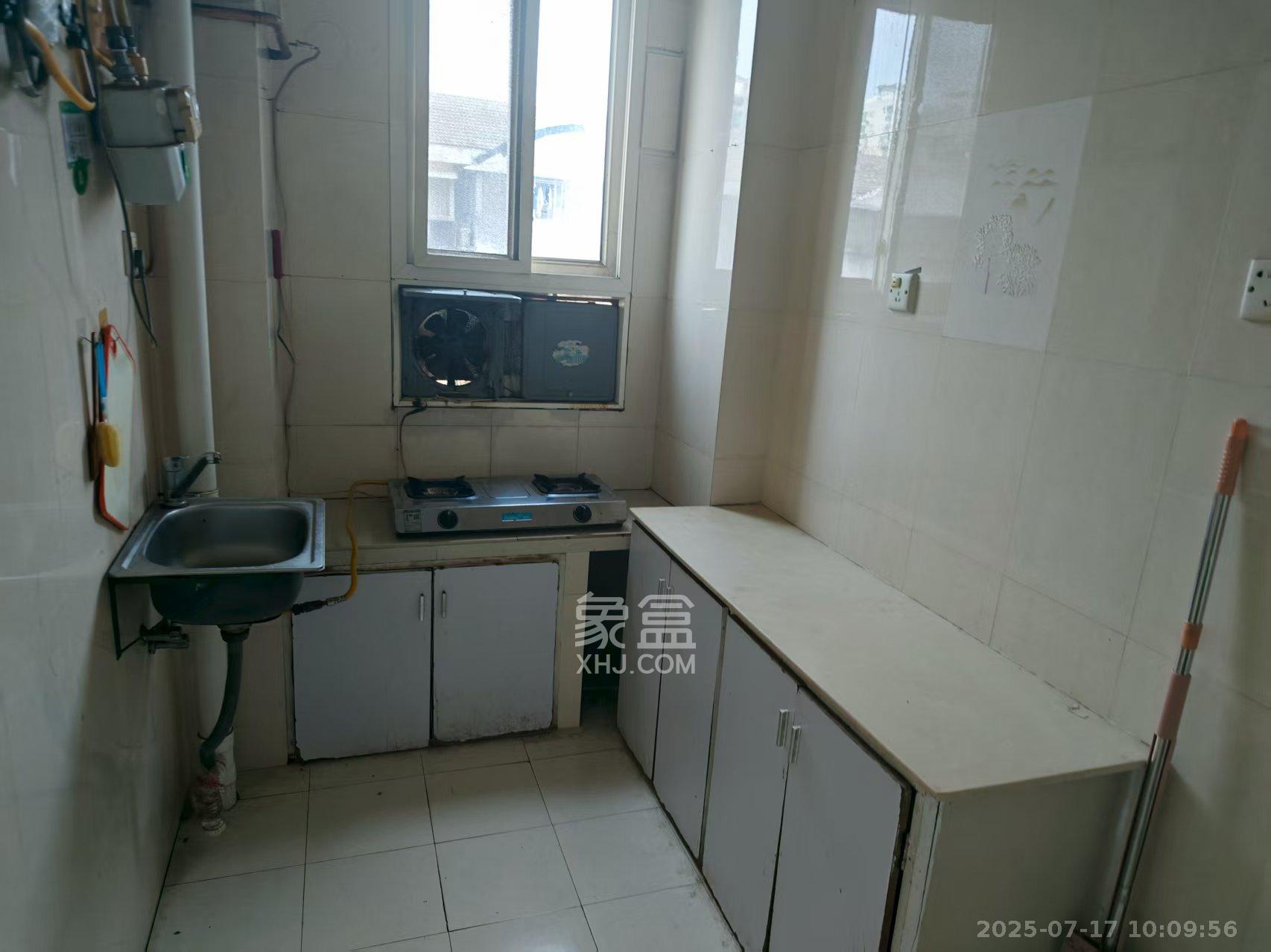 湖开小区(湖南开关厂宿舍)/南大桥社区 2室1厅0卫 1200.0元/月 湖开小区(湖南开关厂宿舍)/南大桥社区 2室1厅0卫 1200.0元/月室内图