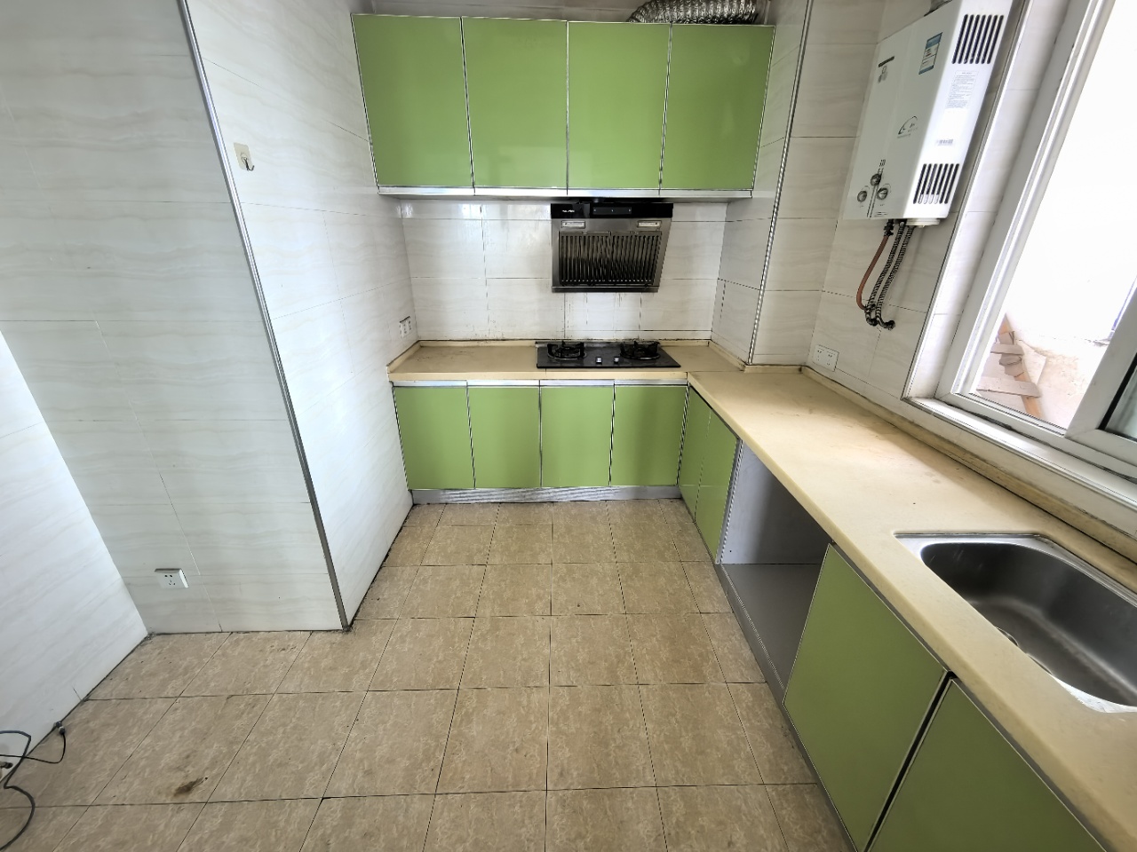 万城国际  1室1厅1卫    1200.0元/月 万城国际  1室1厅1卫    1200.0元/月室内图