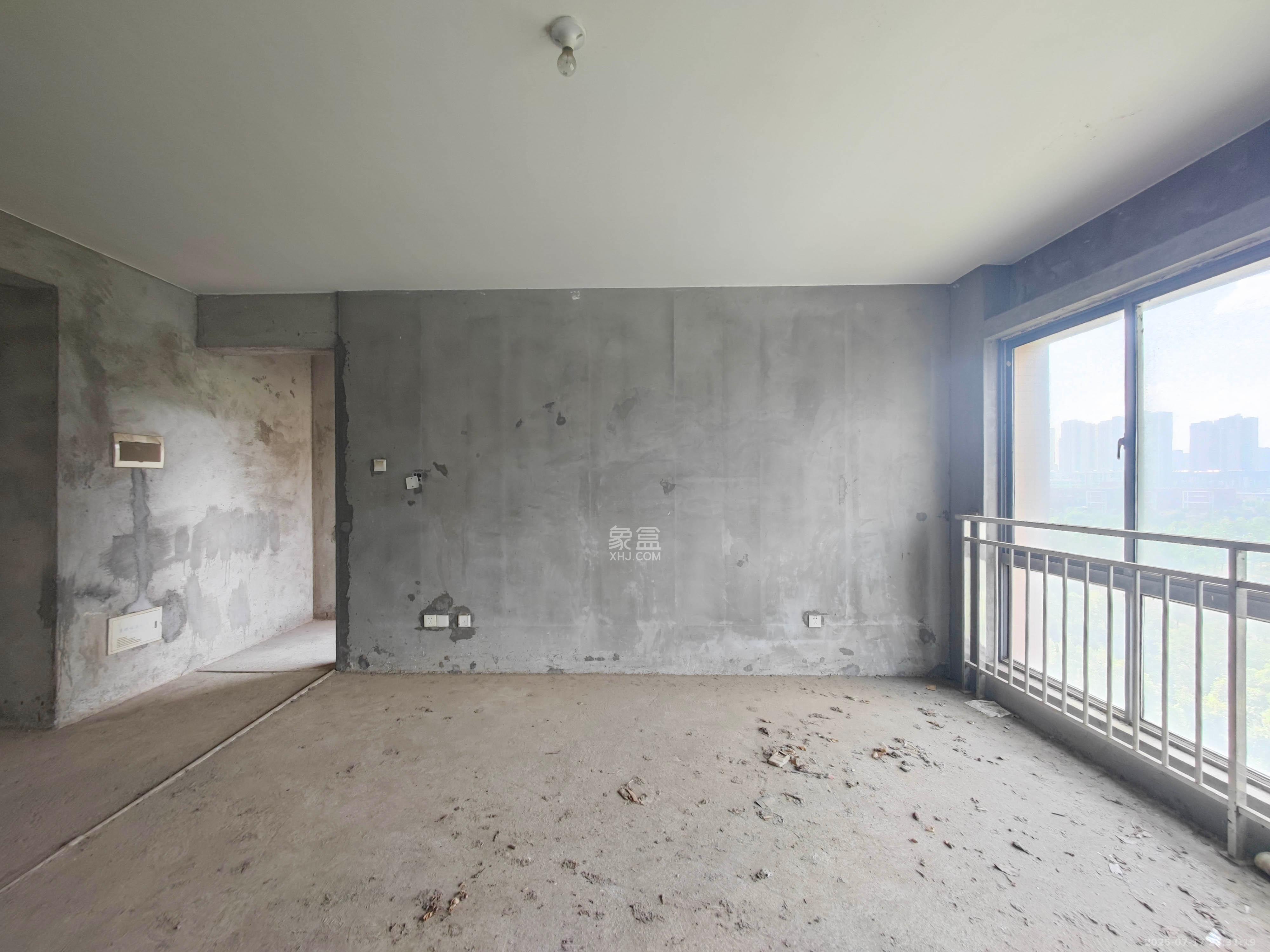 鑫天御景湾 3室2厅2卫 106.8万 鑫天御景湾 3室2厅2卫 106.8万客厅