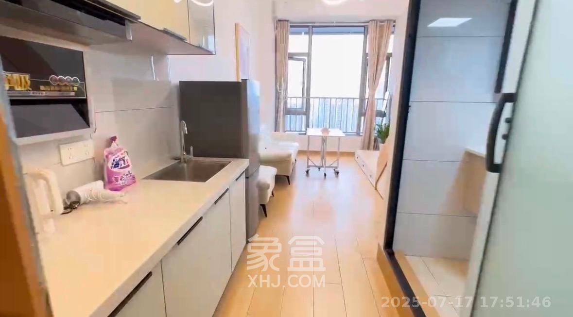 保利天禧EF区  1室1厅1卫   1900.00元/月室内图