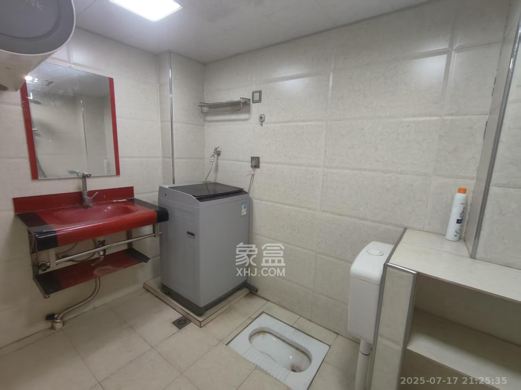 融圣国际  2室1厅1卫   2600.00元/月室内图