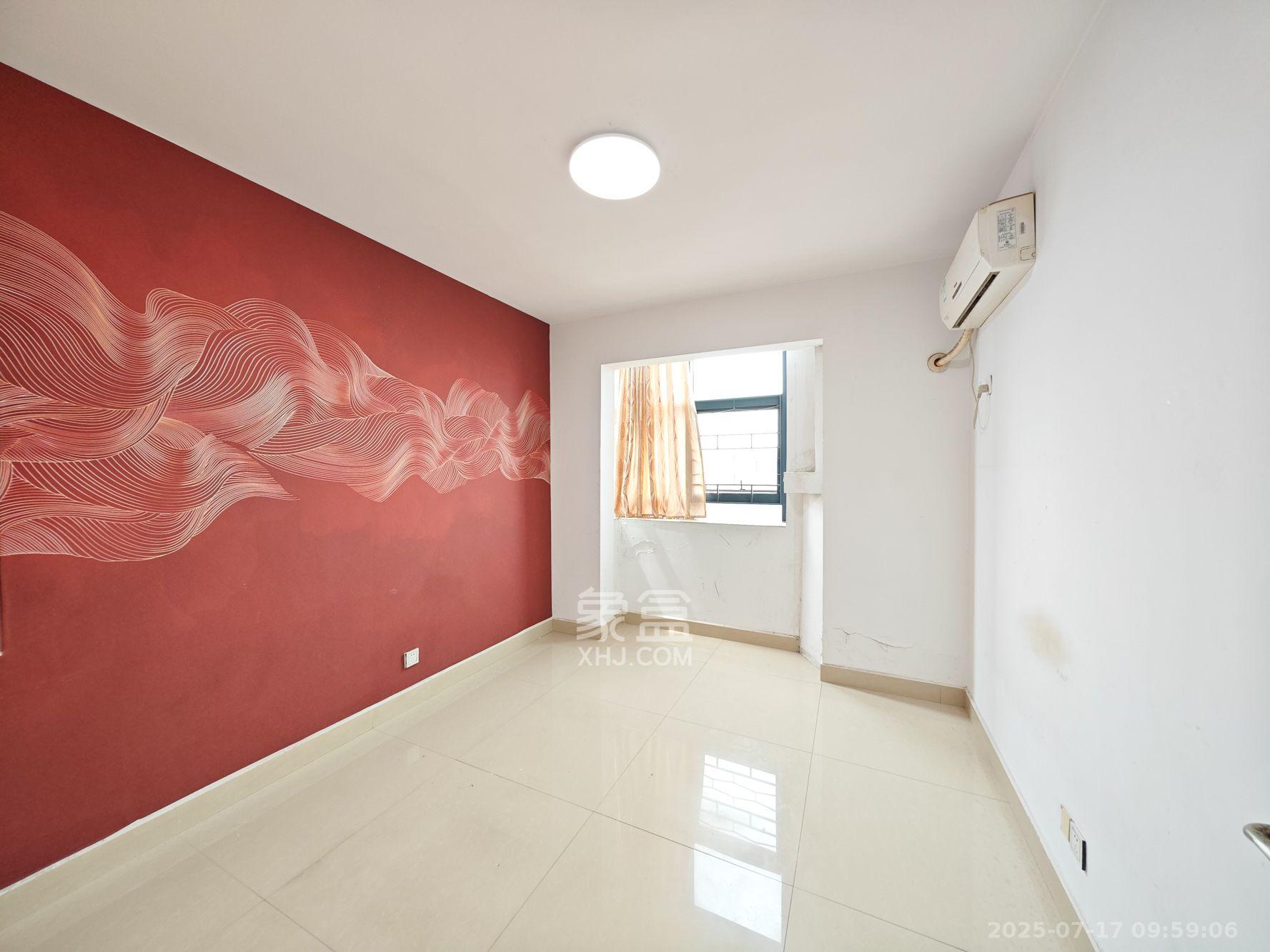 湘府9号 3室2厅1卫 2400.0元/月 湘府9号 3室2厅1卫 2400.0元/月室内图