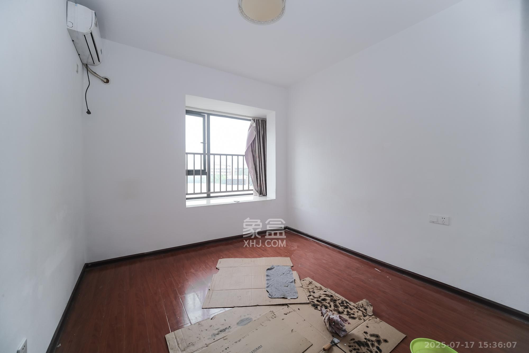 星雅美辰 3室2厅2卫 85.0万 星雅美辰 3室2厅2卫 85.0万卧室