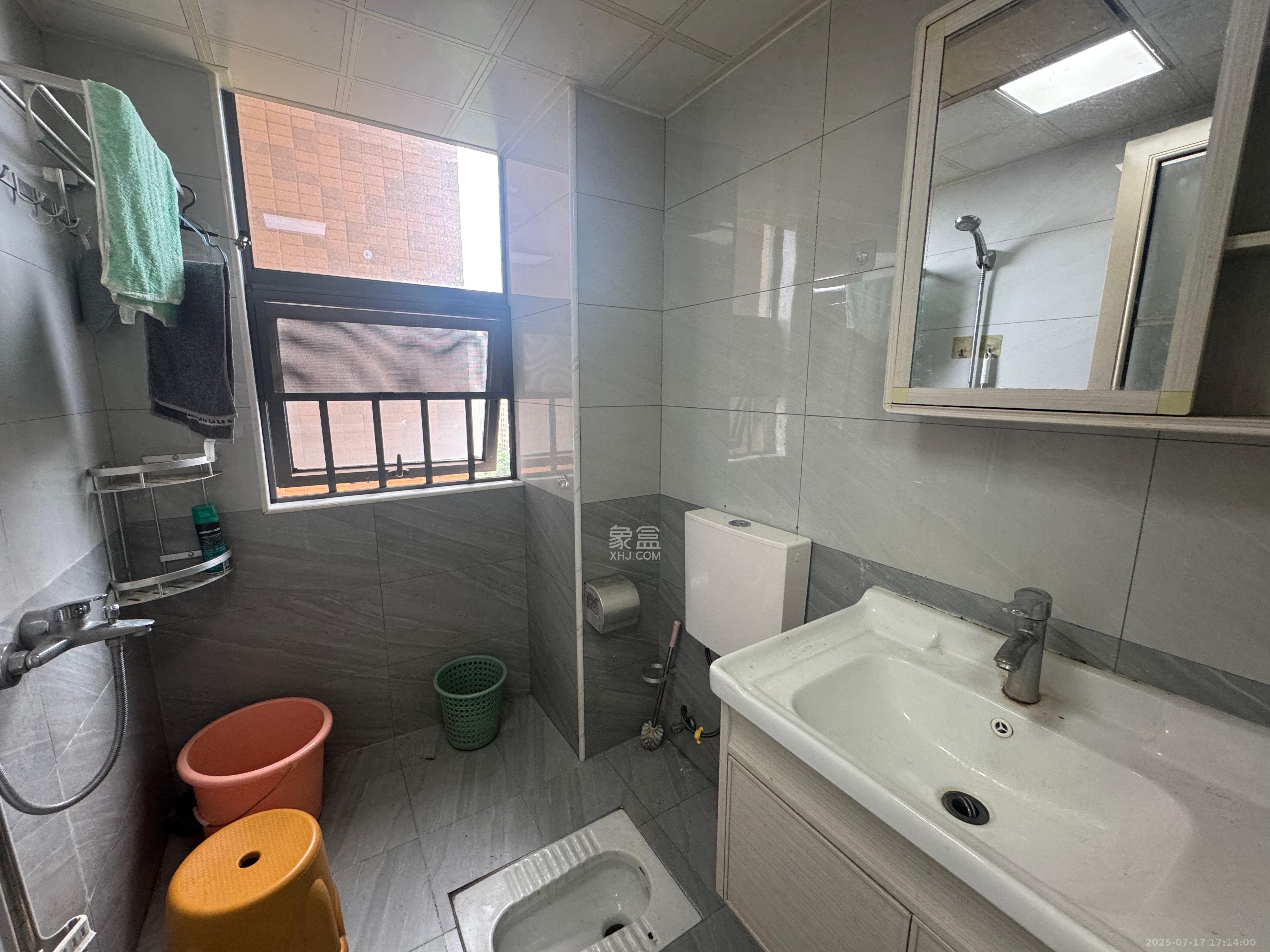 兴和佳苑安置小区 1室0厅0卫 1600.0元/月 兴和佳苑安置小区 1室0厅0卫 1600.0元/月室内图