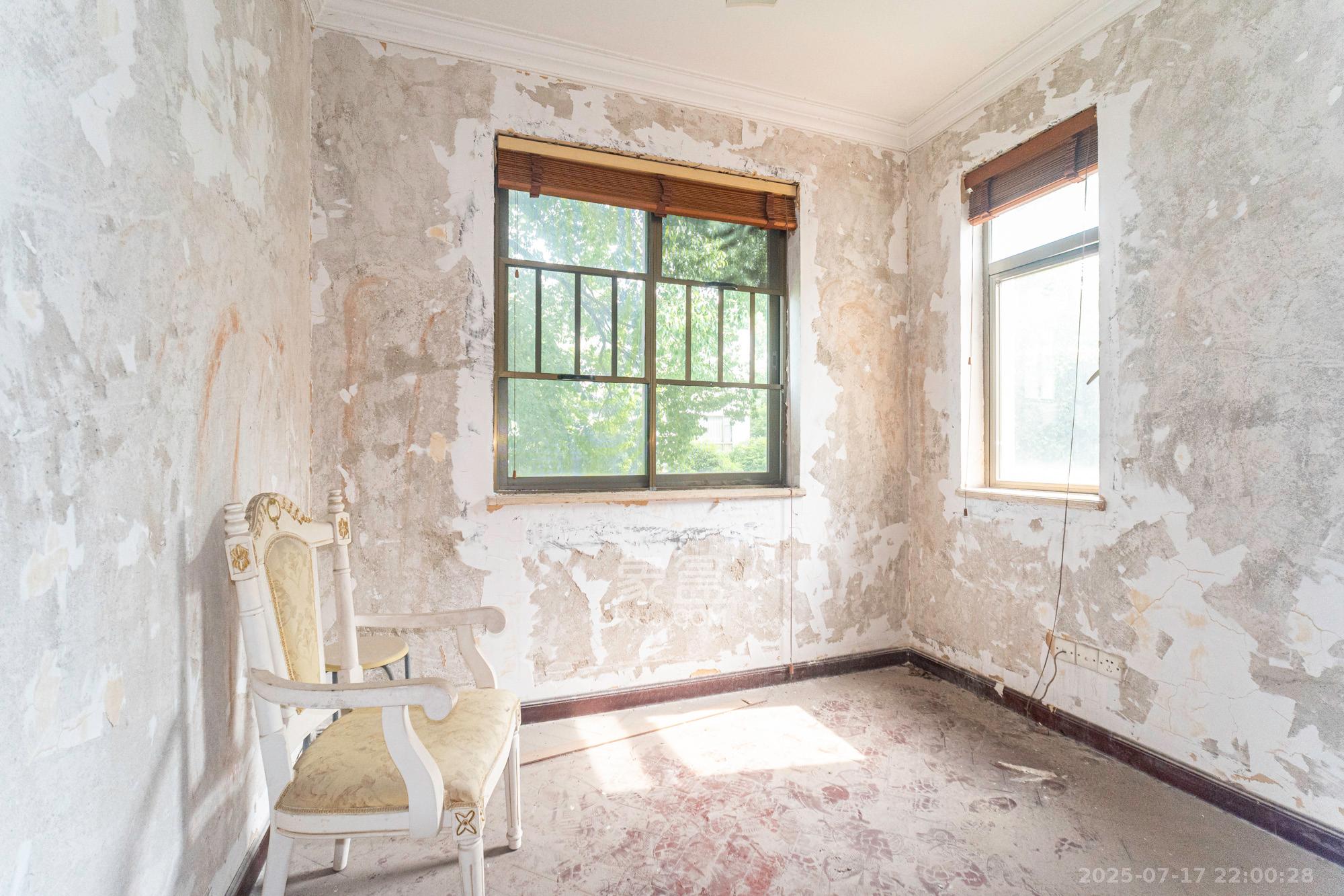 碧桂园威尼斯城  5室2厅3卫    278.0万卧室