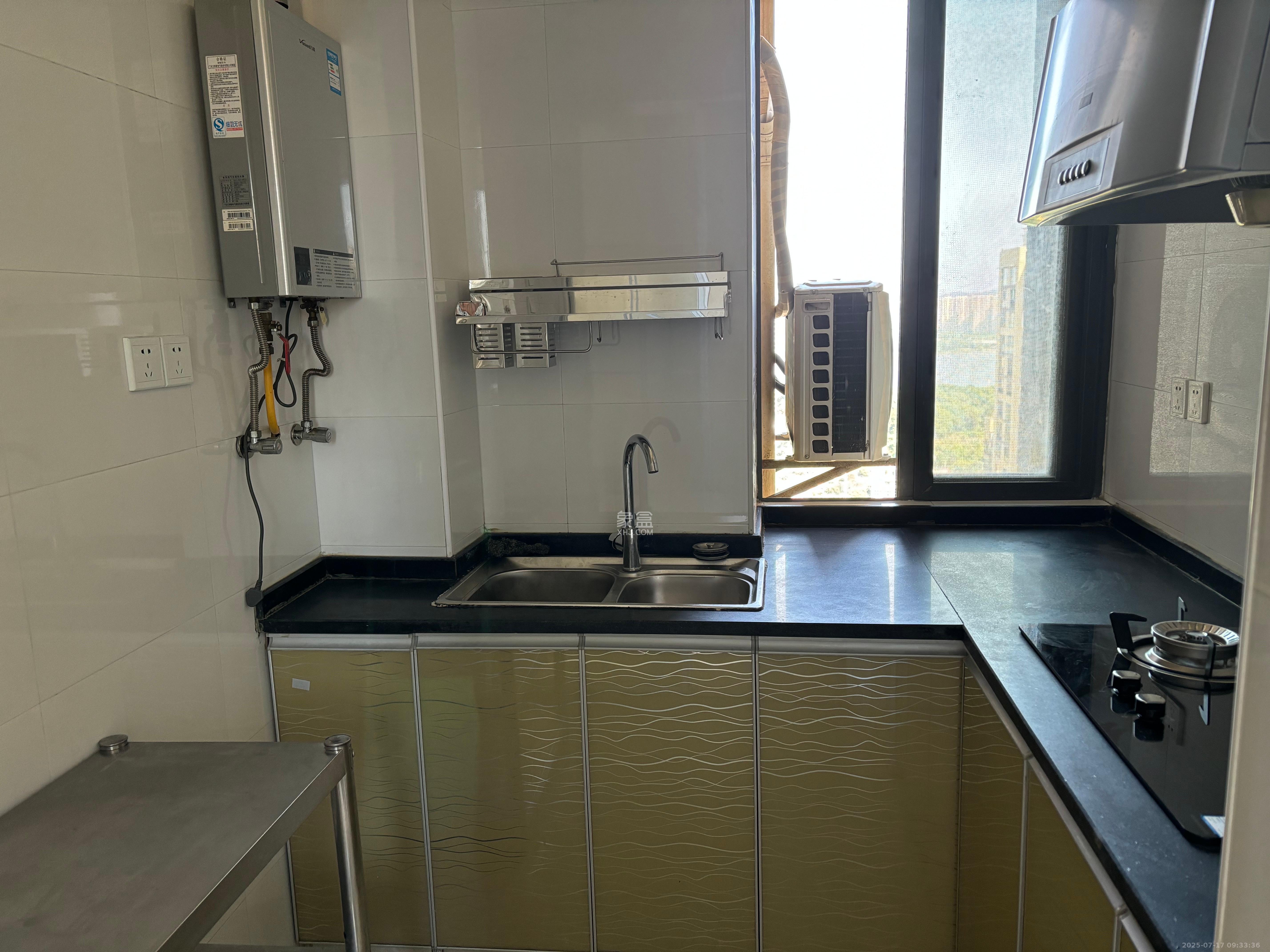 鑫远御文台一期  2室2厅1卫    2200.0元/月 鑫远御文台一期  2室2厅1卫    2200.0元/月室内图