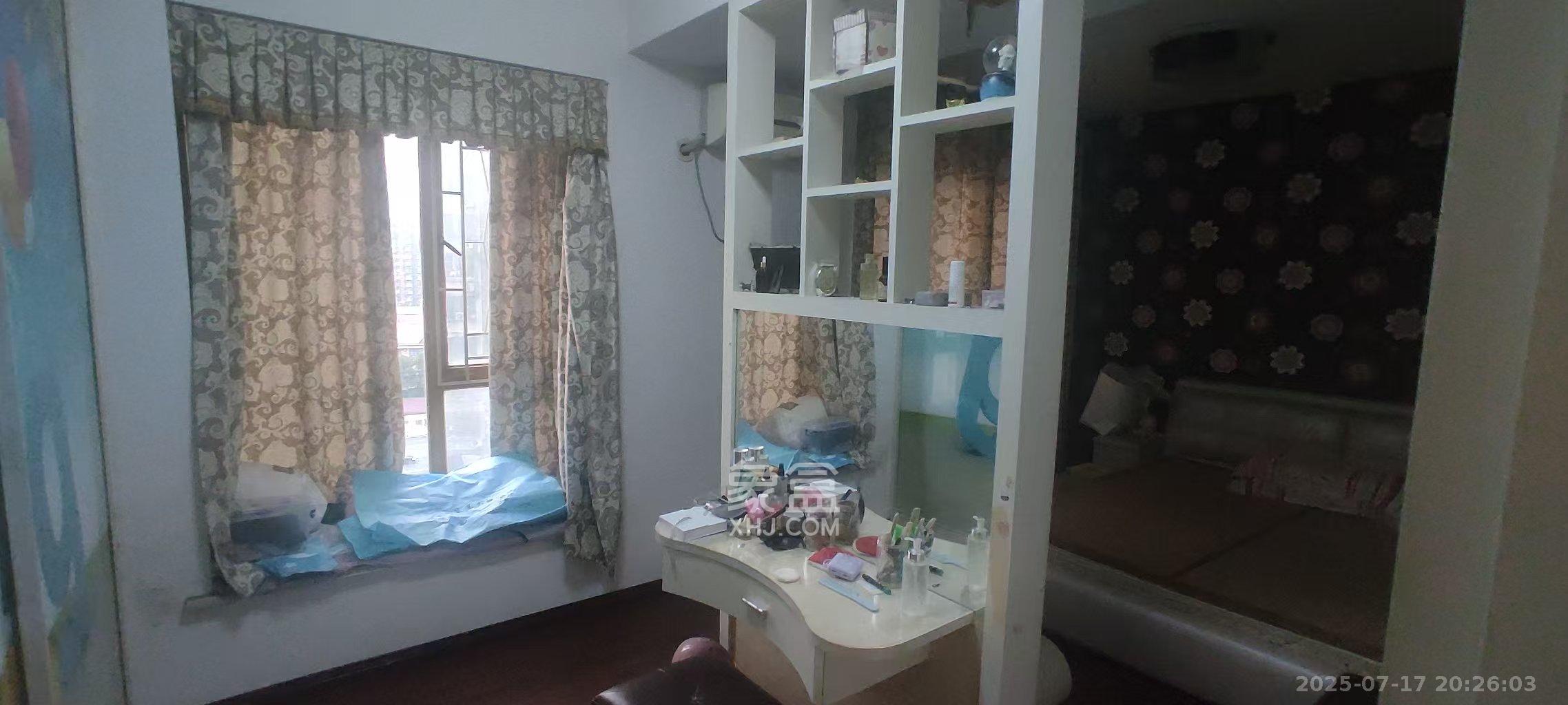 天健芙蓉盛世一期 4室2厅2卫 4000.0元/月 天健芙蓉盛世一期 4室2厅2卫 4000.0元/月室内图