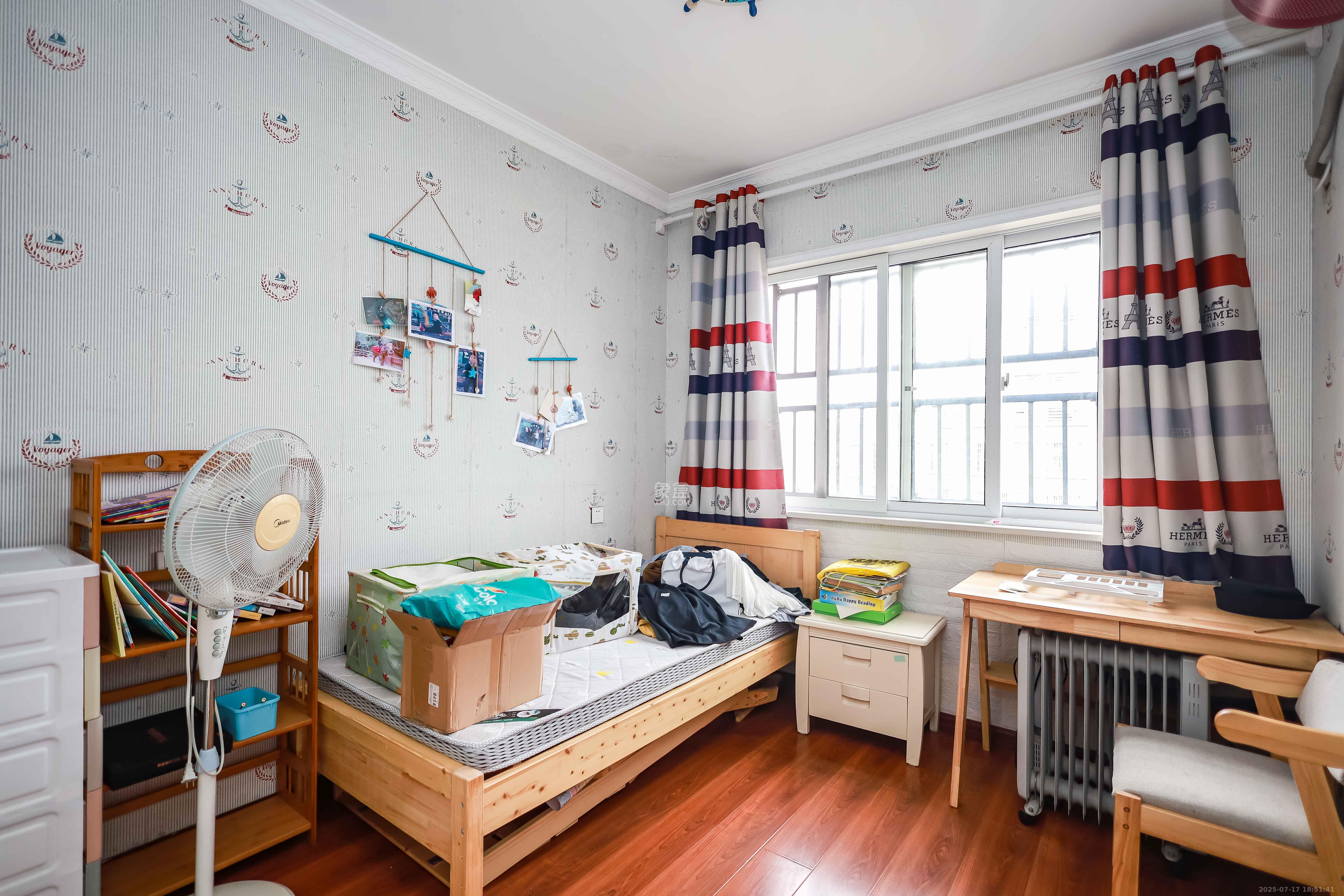 天麓尚层  3室2厅2卫    69.9万 天麓尚层  3室2厅2卫    69.9万卧室