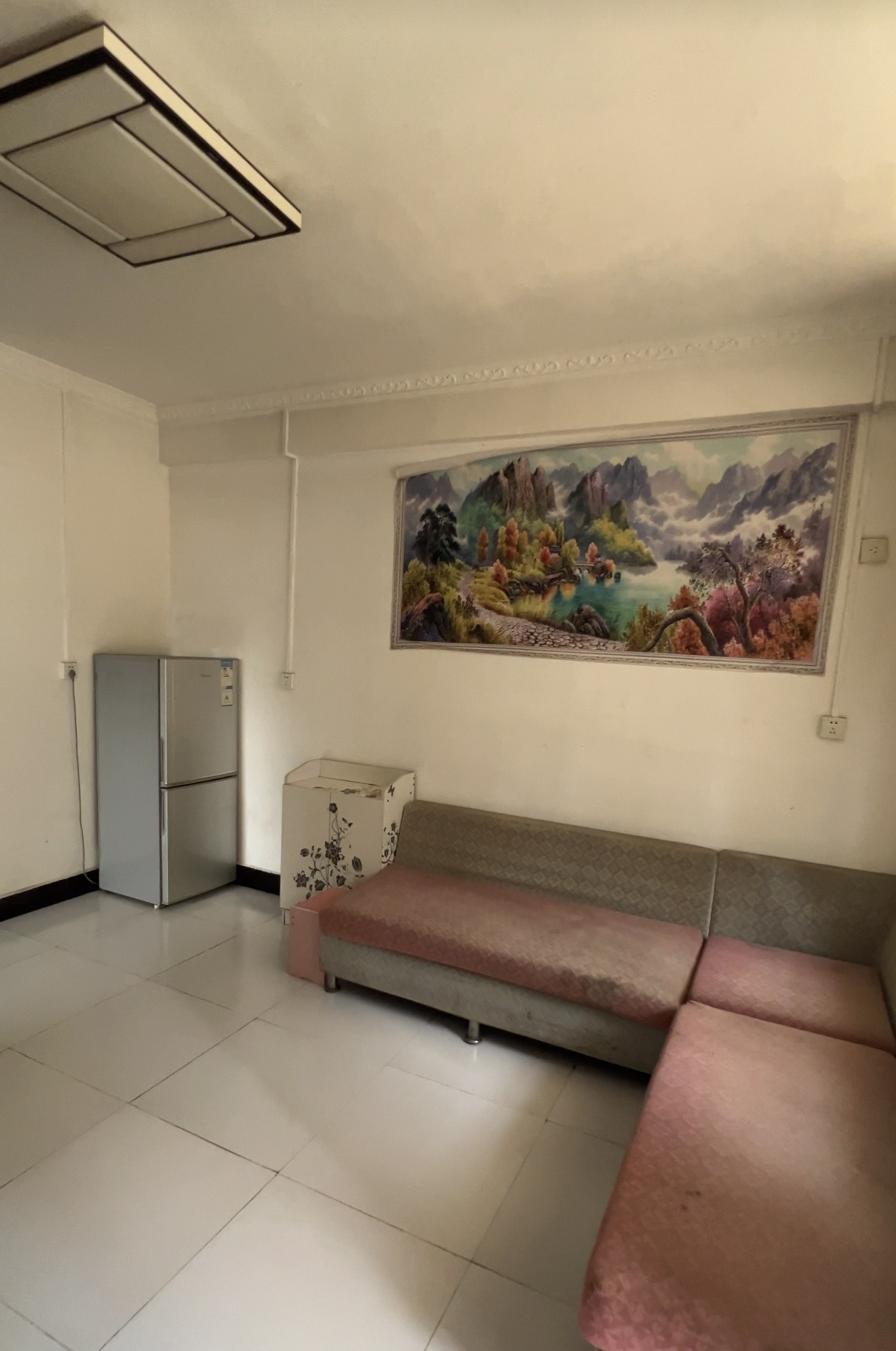 东方豪苑 2室1厅1卫 1000.0元/月 东方豪苑 2室1厅1卫 1000.0元/月室内图