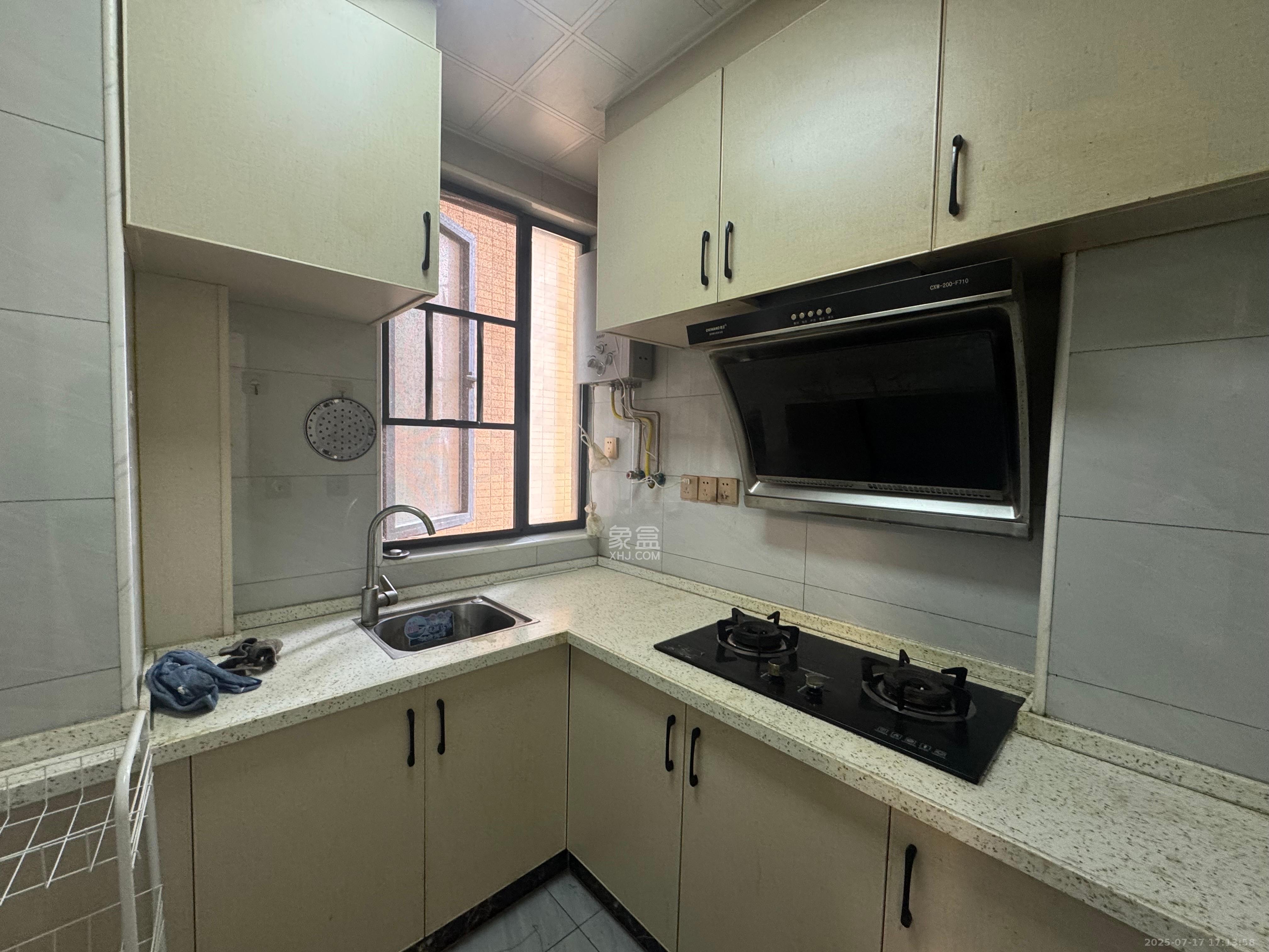 兴和佳苑安置小区 1室0厅0卫 1600.0元/月 兴和佳苑安置小区 1室0厅0卫 1600.0元/月室内图