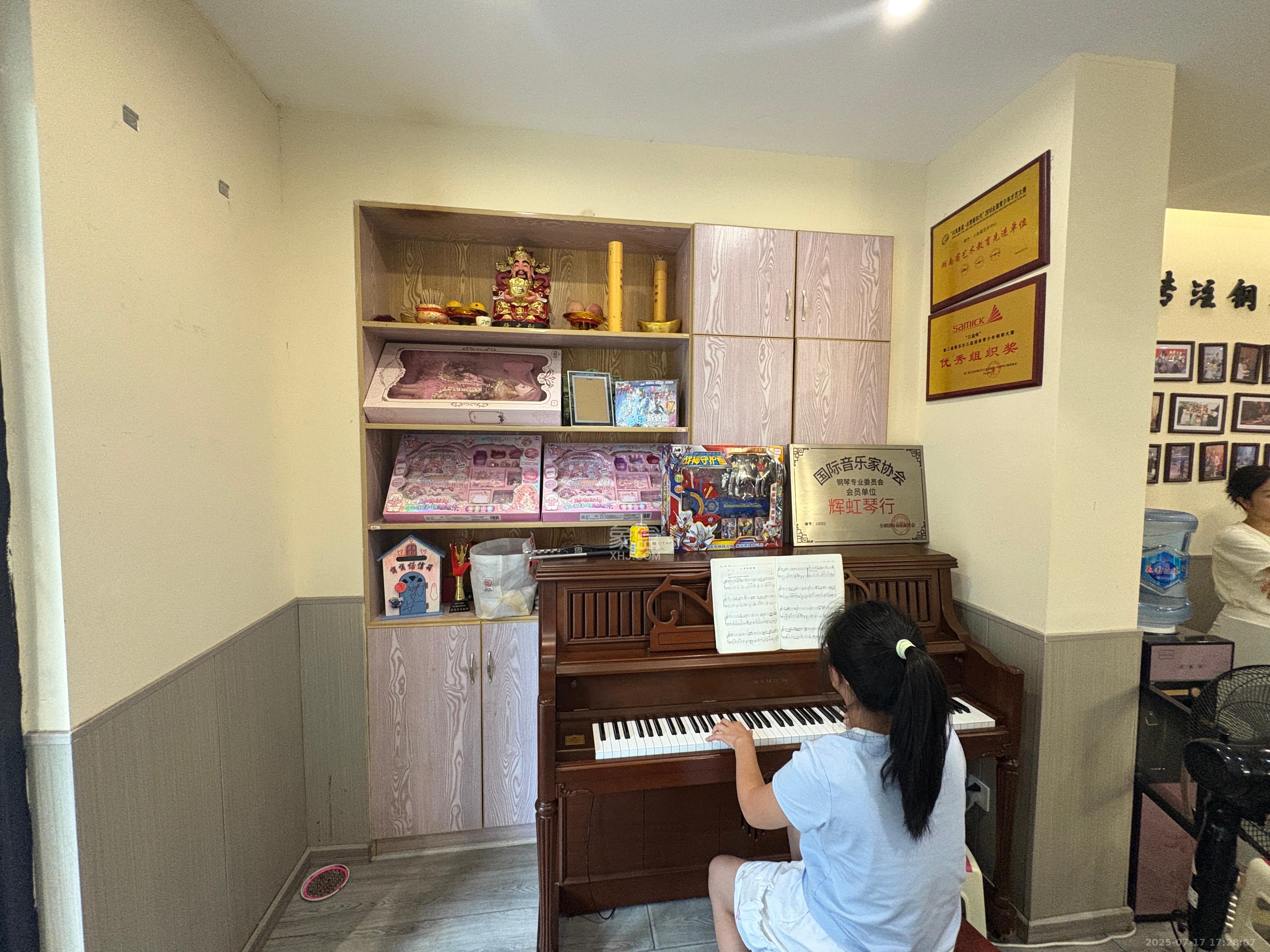 万科金域蓝湾   82.27㎡      10000.0元/月室内图