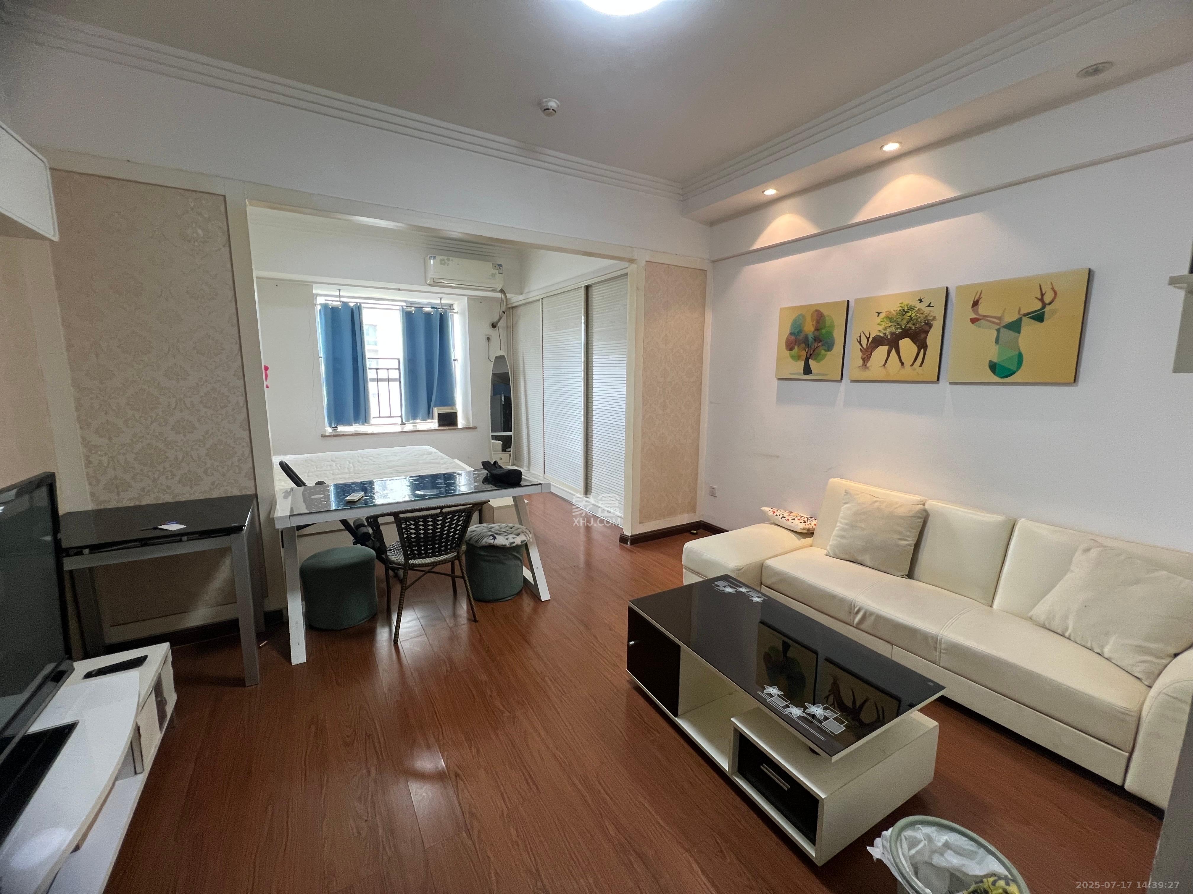 西子一间 1室0厅1卫 1700.0元/月 西子一间 1室0厅1卫 1700.0元/月室内图