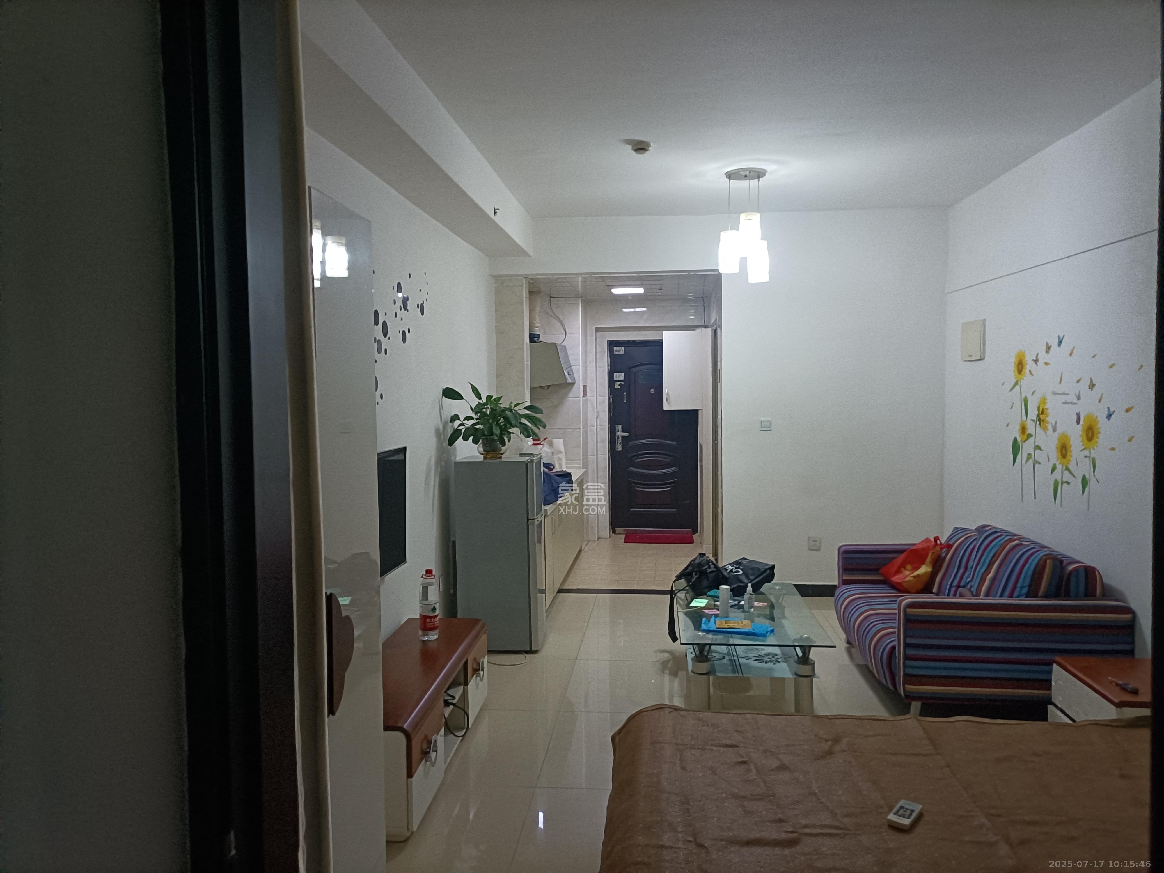 喜盈门范城  1室1厅1卫    1600.0元/月 喜盈门范城  1室1厅1卫    1600.0元/月室内图