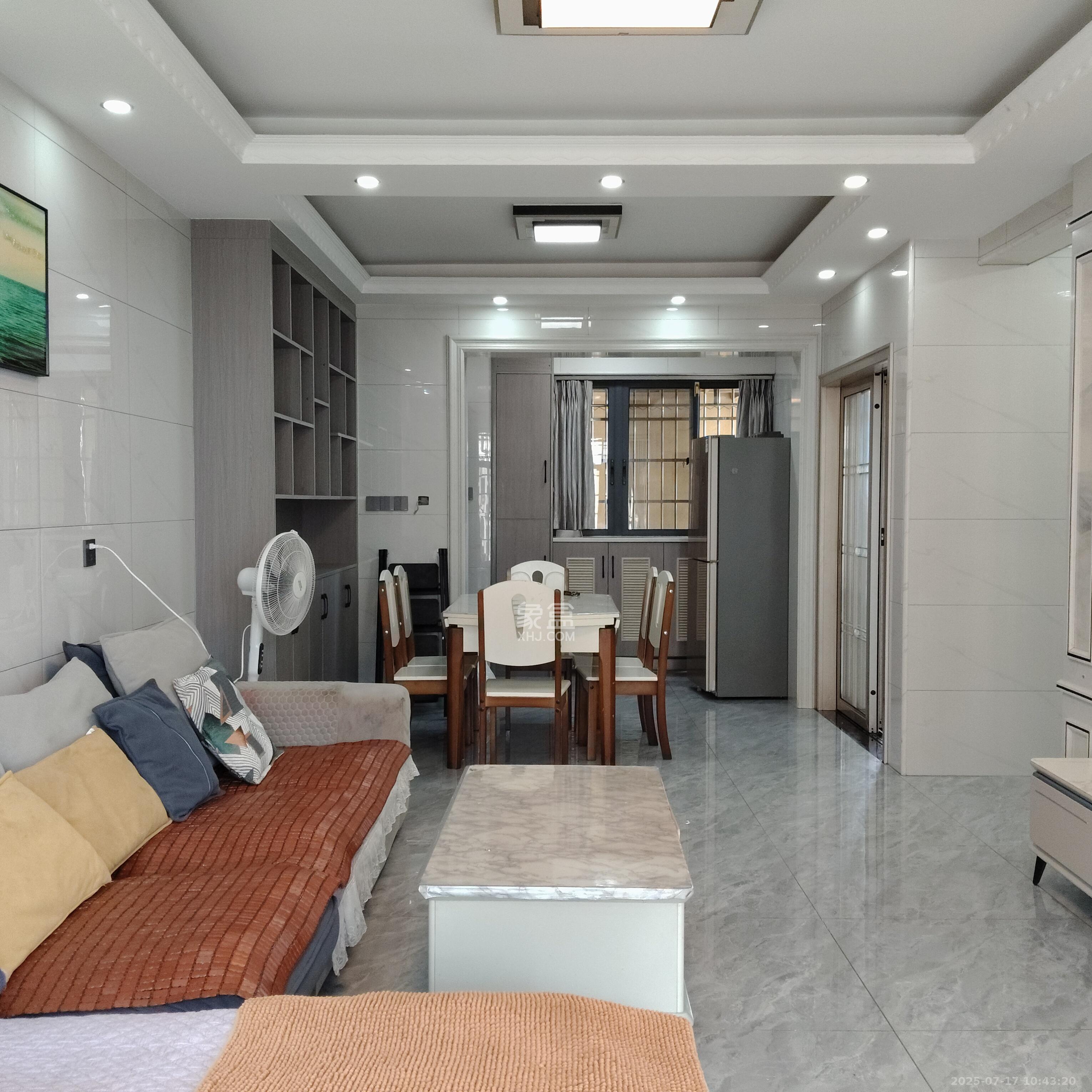 真人桥家园一期 3室2厅2卫 2400.0元/月 真人桥家园一期 3室2厅2卫 2400.0元/月室内图