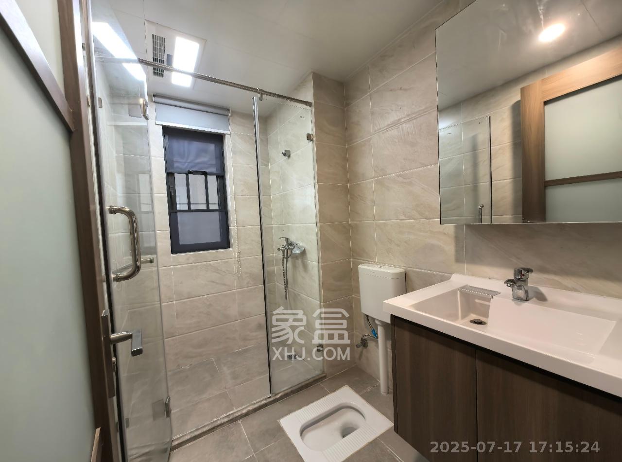 保利恒伟时光印象  4室2厅2卫   3600.00元/月室内图