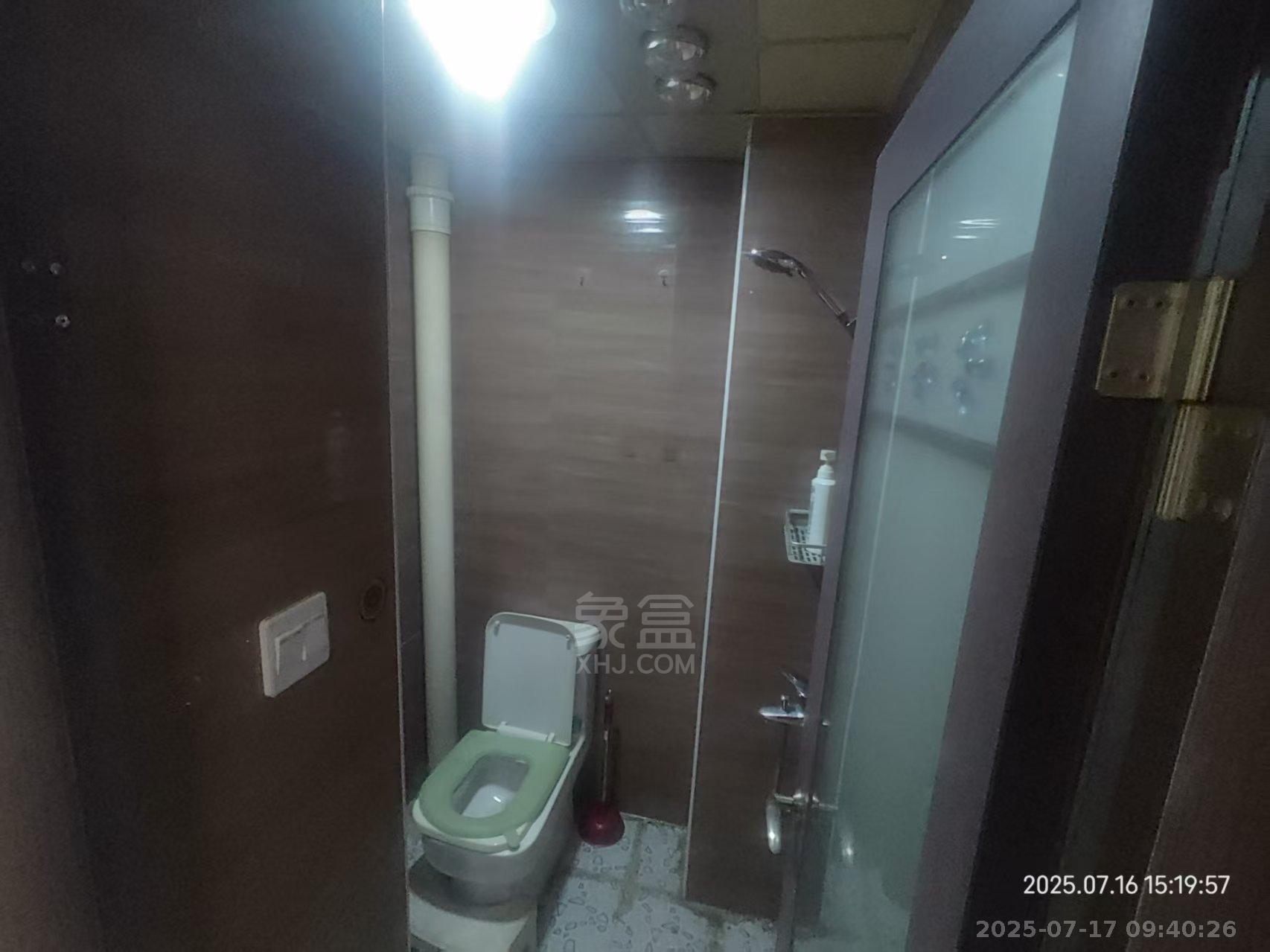 现代城  1室1厅1卫   1300.00元/月室内图