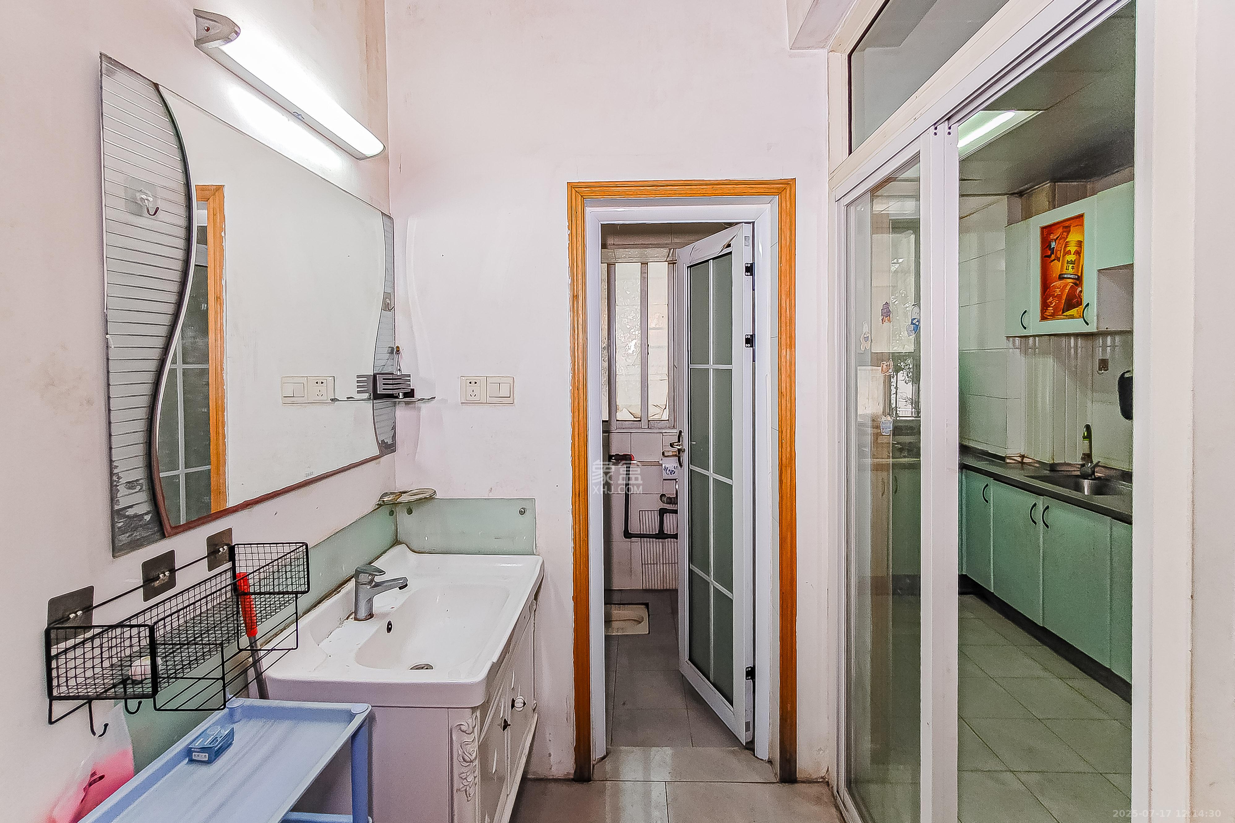 金泰小区  2室2厅2卫    80.0万 金泰小区  2室2厅2卫    80.0万其他