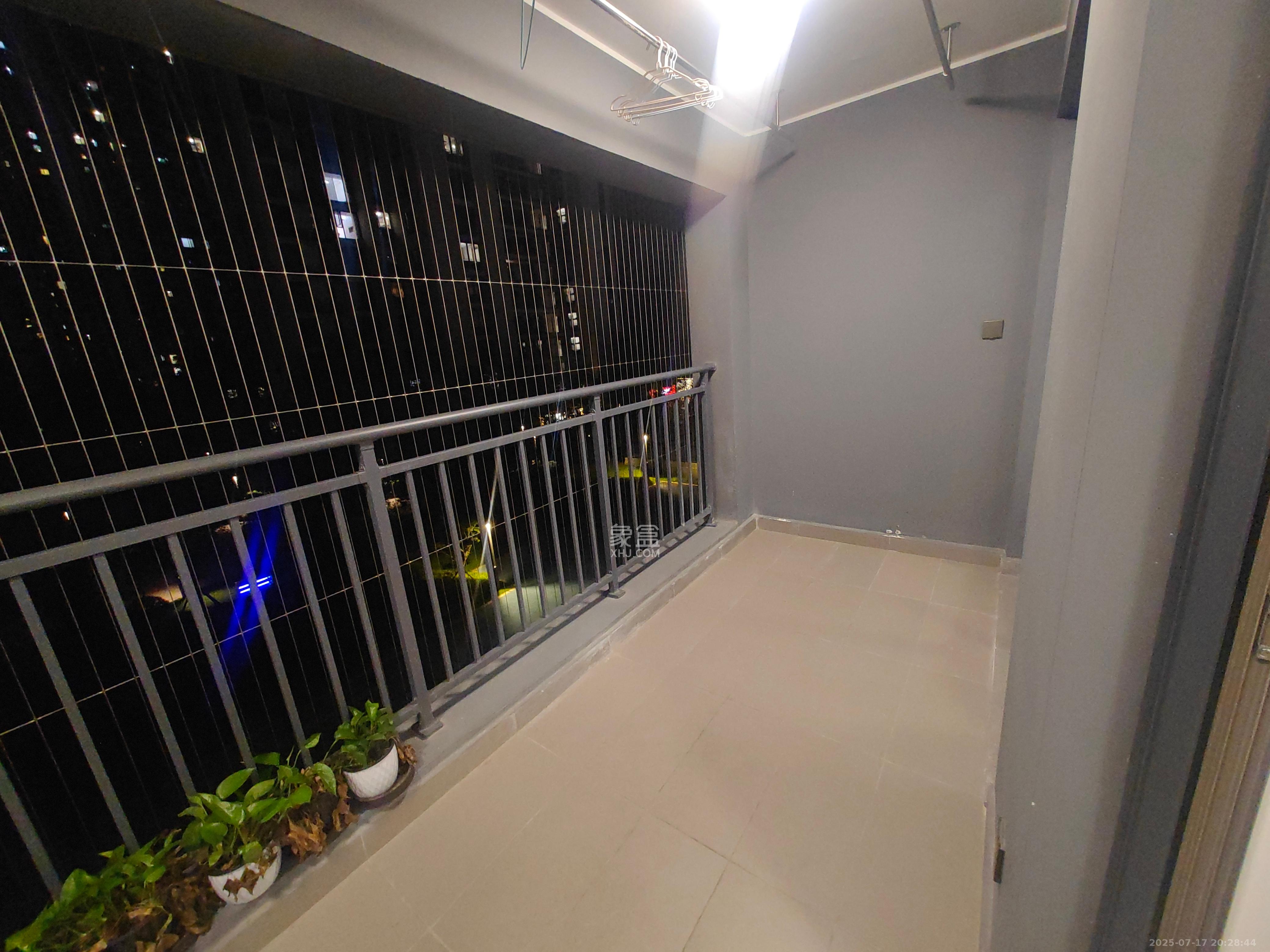 旭辉雨花郡  1室0厅0卫   3800.00元/月室内图