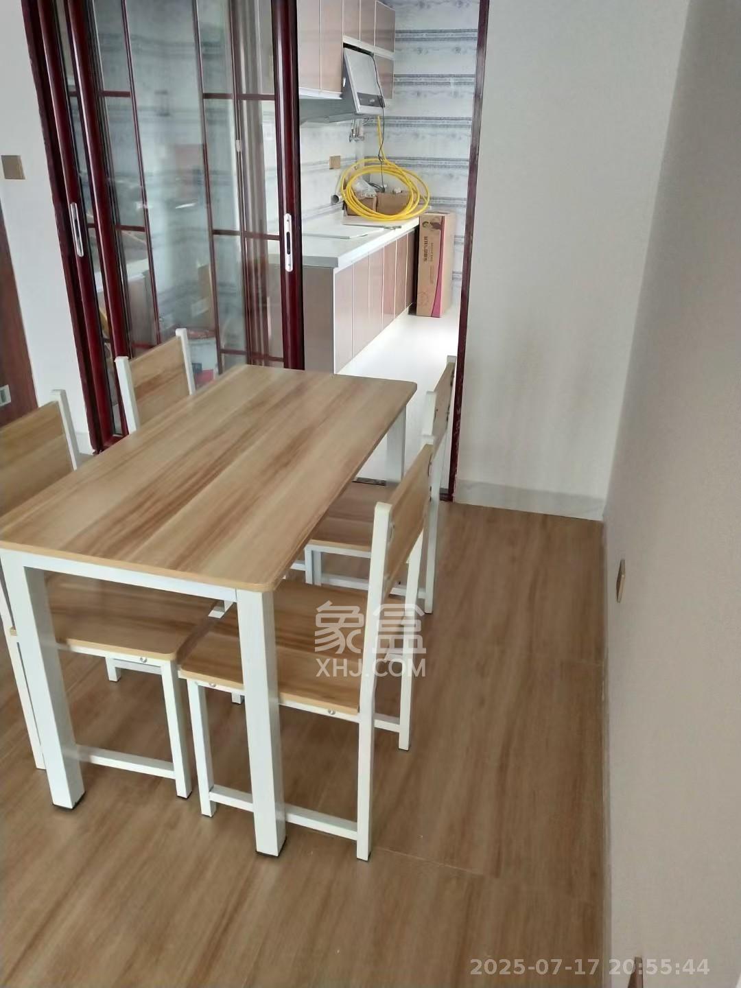 乾源国际  3室2厅2卫    2000.0元/月 乾源国际  3室2厅2卫    2000.0元/月室内图