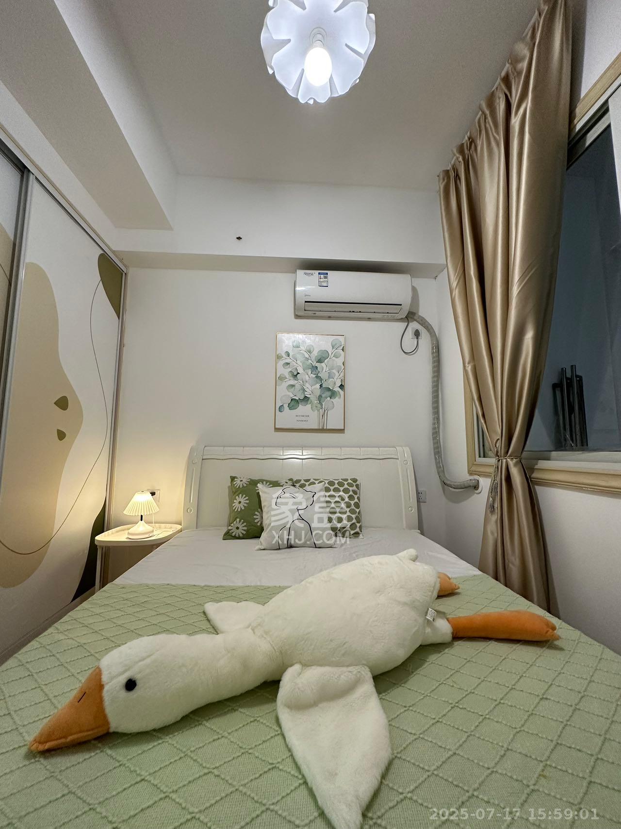 上城星座  1室2厅1卫    3500.0元/月 上城星座  1室2厅1卫    3500.0元/月室内图