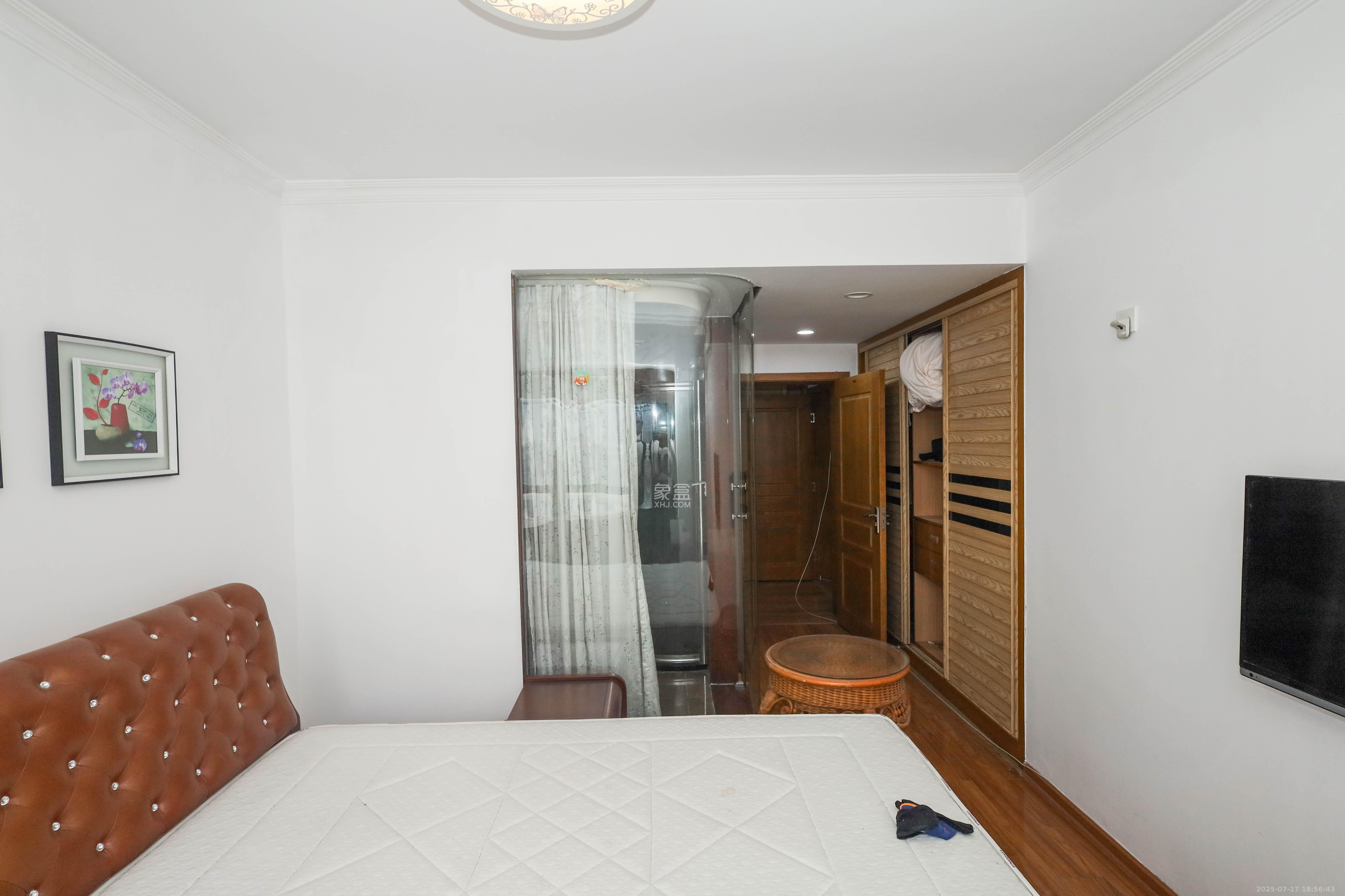 保利麓谷林语E区  4室2厅2卫    91.8万 保利麓谷林语E区  4室2厅2卫    91.8万卧室