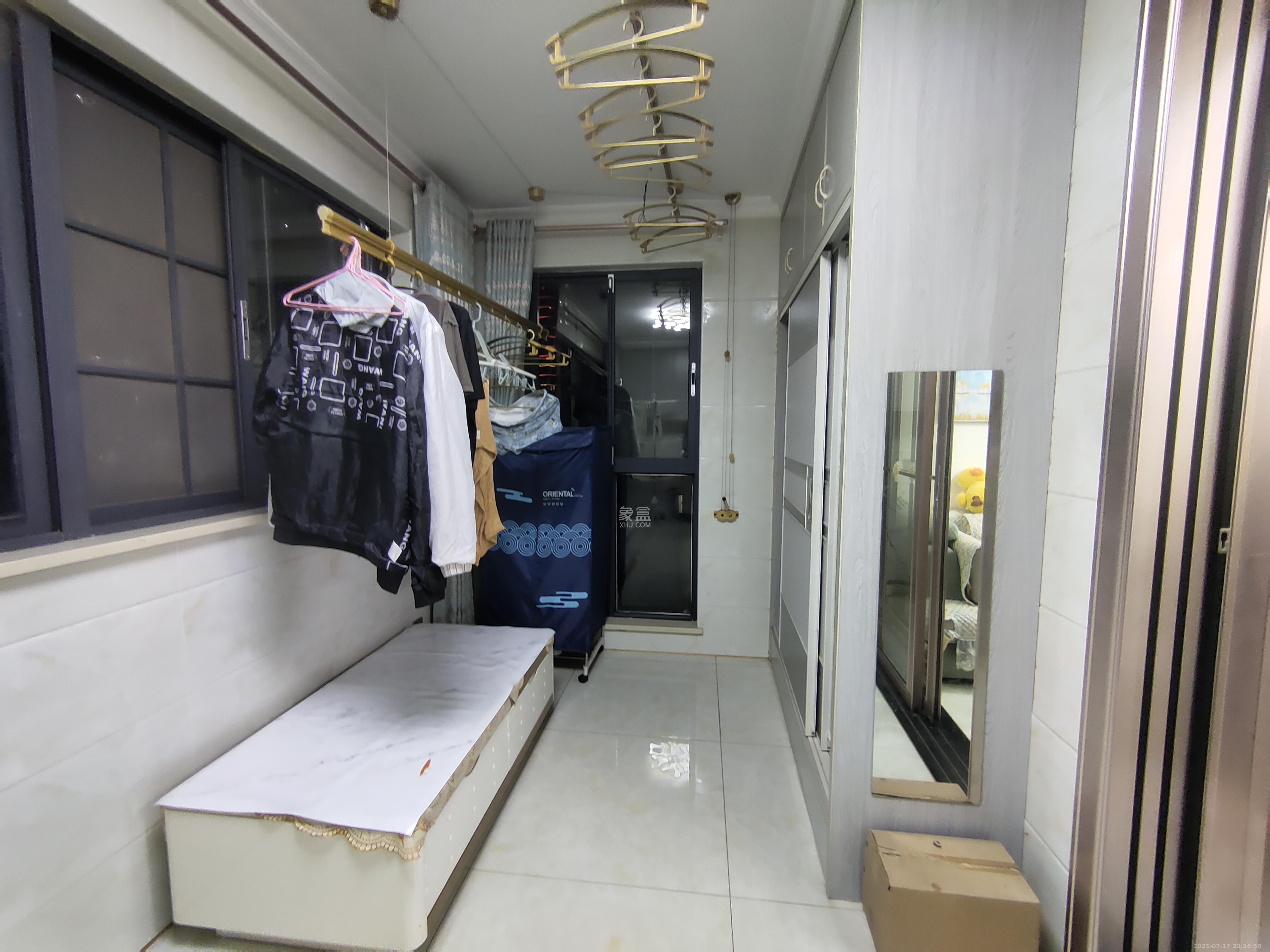 明发国际城  2室2厅1卫   1800.00元/月室内图