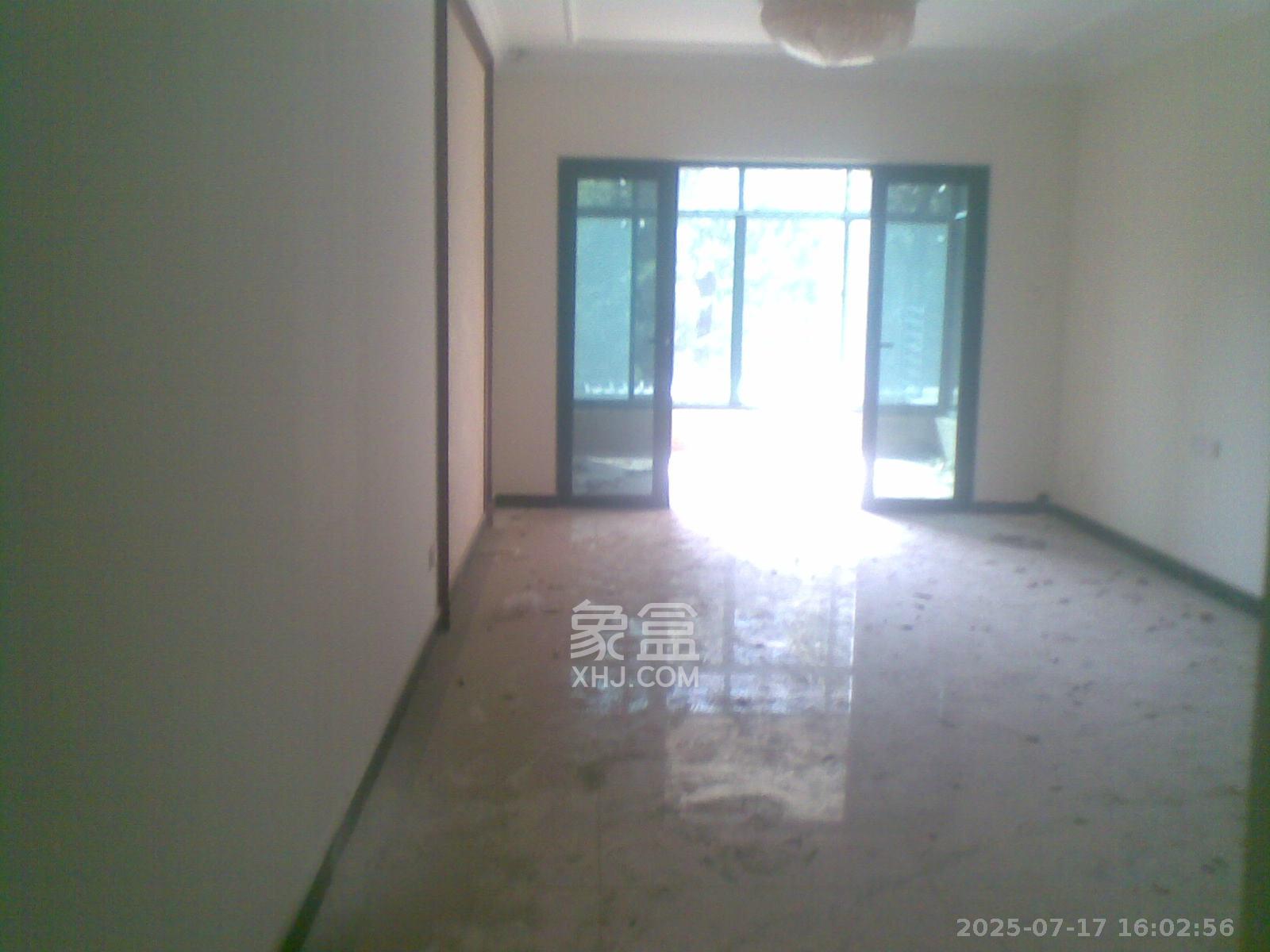 恒大城 2室2厅1卫 1800.0元/月 恒大城 2室2厅1卫 1800.0元/月室内图