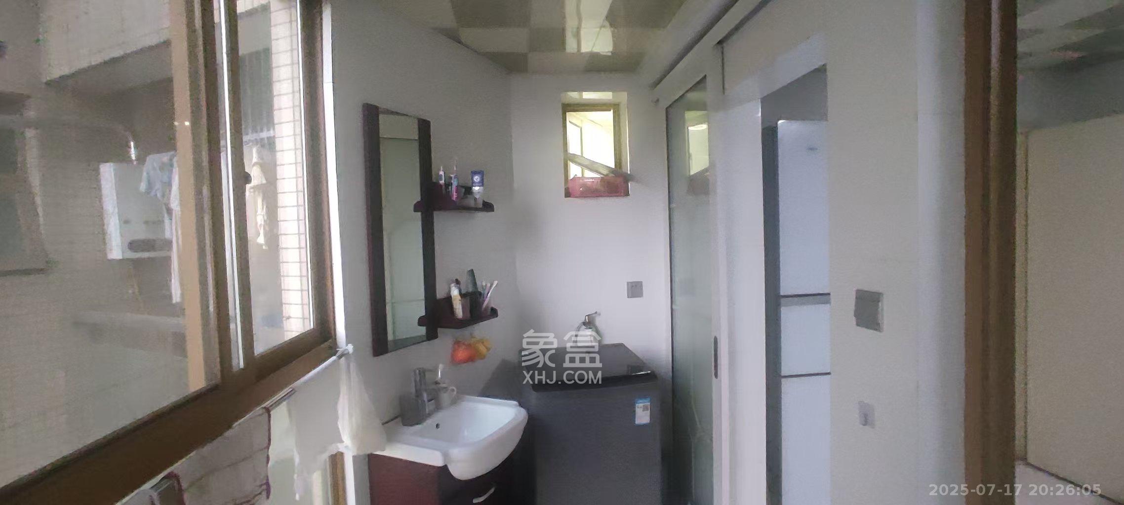 天健芙蓉盛世一期 4室2厅2卫 4000.0元/月 天健芙蓉盛世一期 4室2厅2卫 4000.0元/月室内图