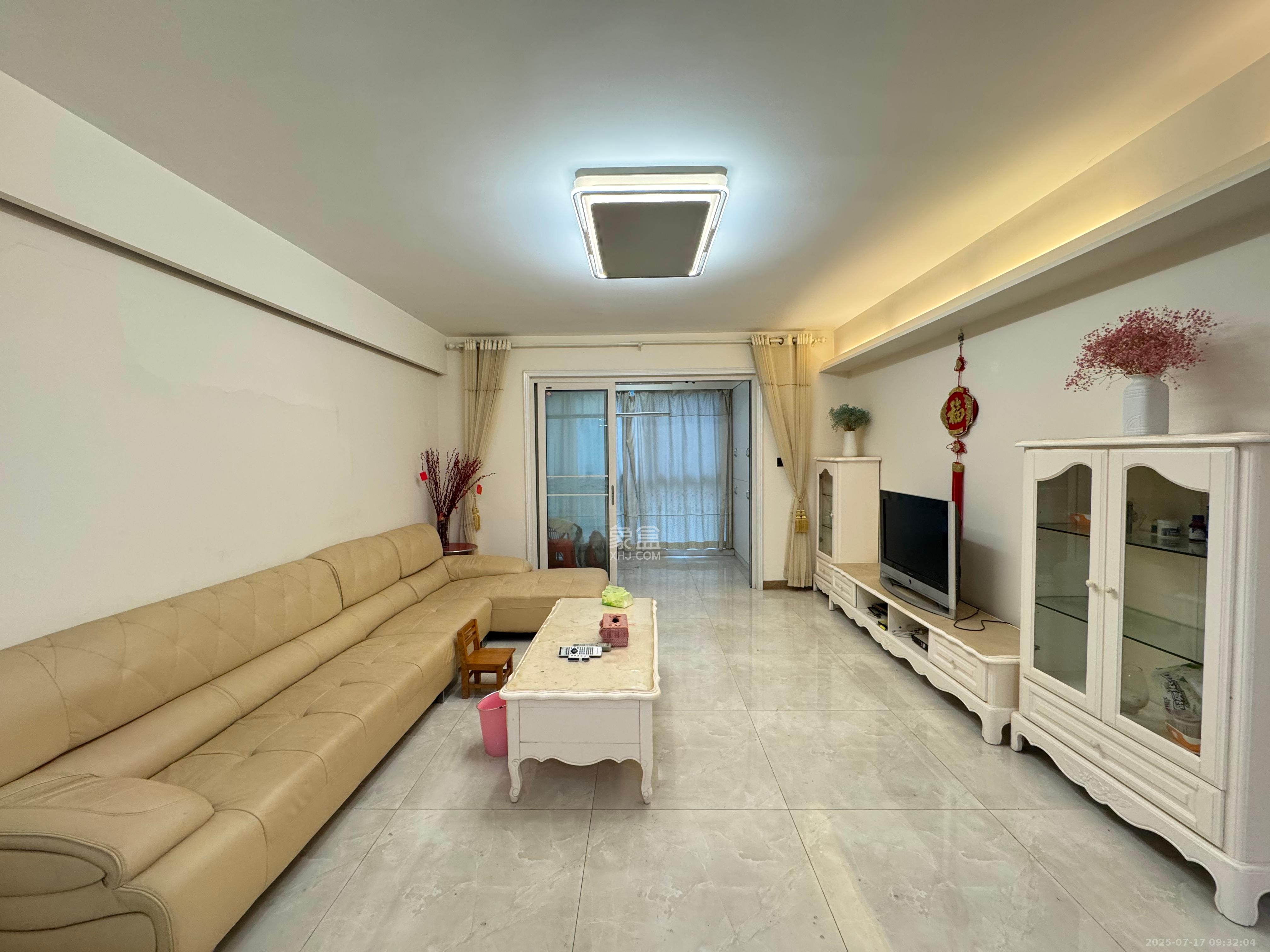 中江佳境天成 3室2厅2卫 3200.0元/月 中江佳境天成 3室2厅2卫 3200.0元/月室内图