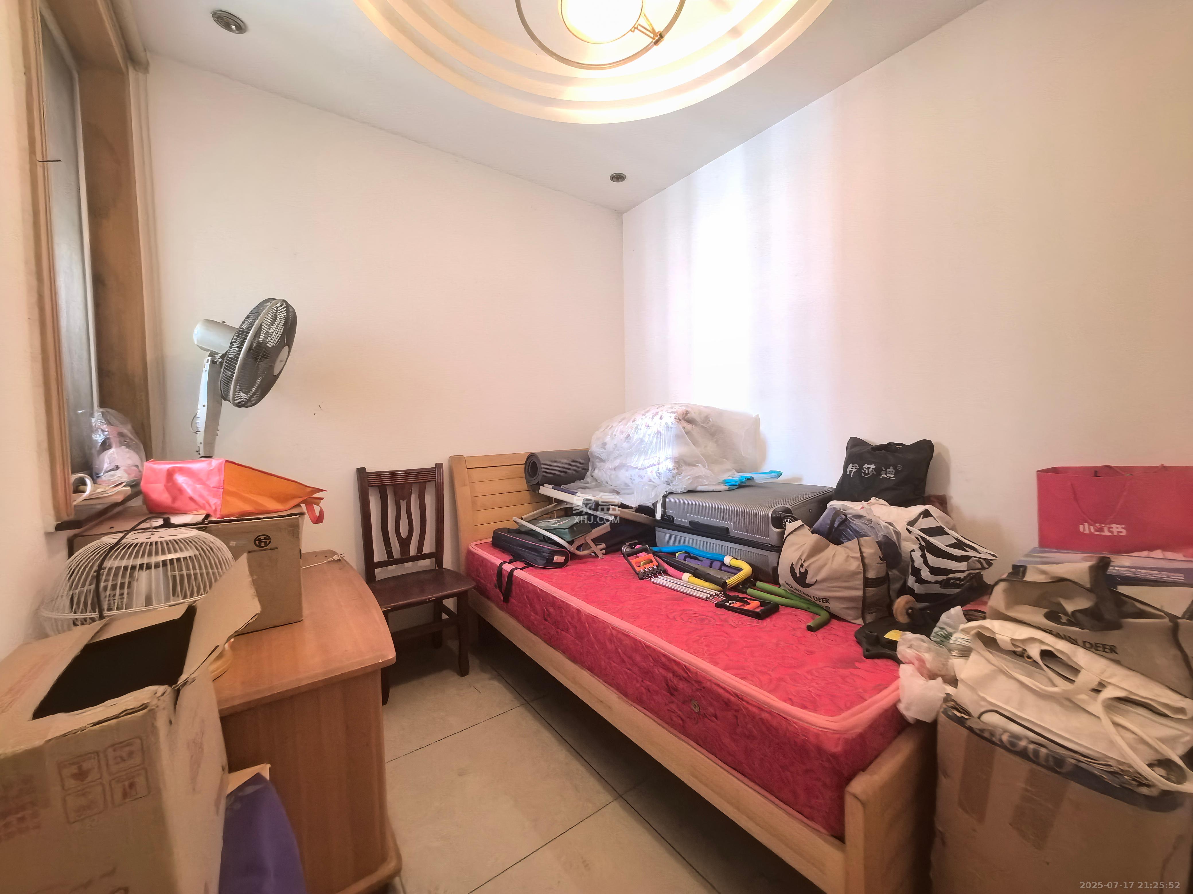 梓园大厦  3室2厅2卫   3500.00元/月室内图