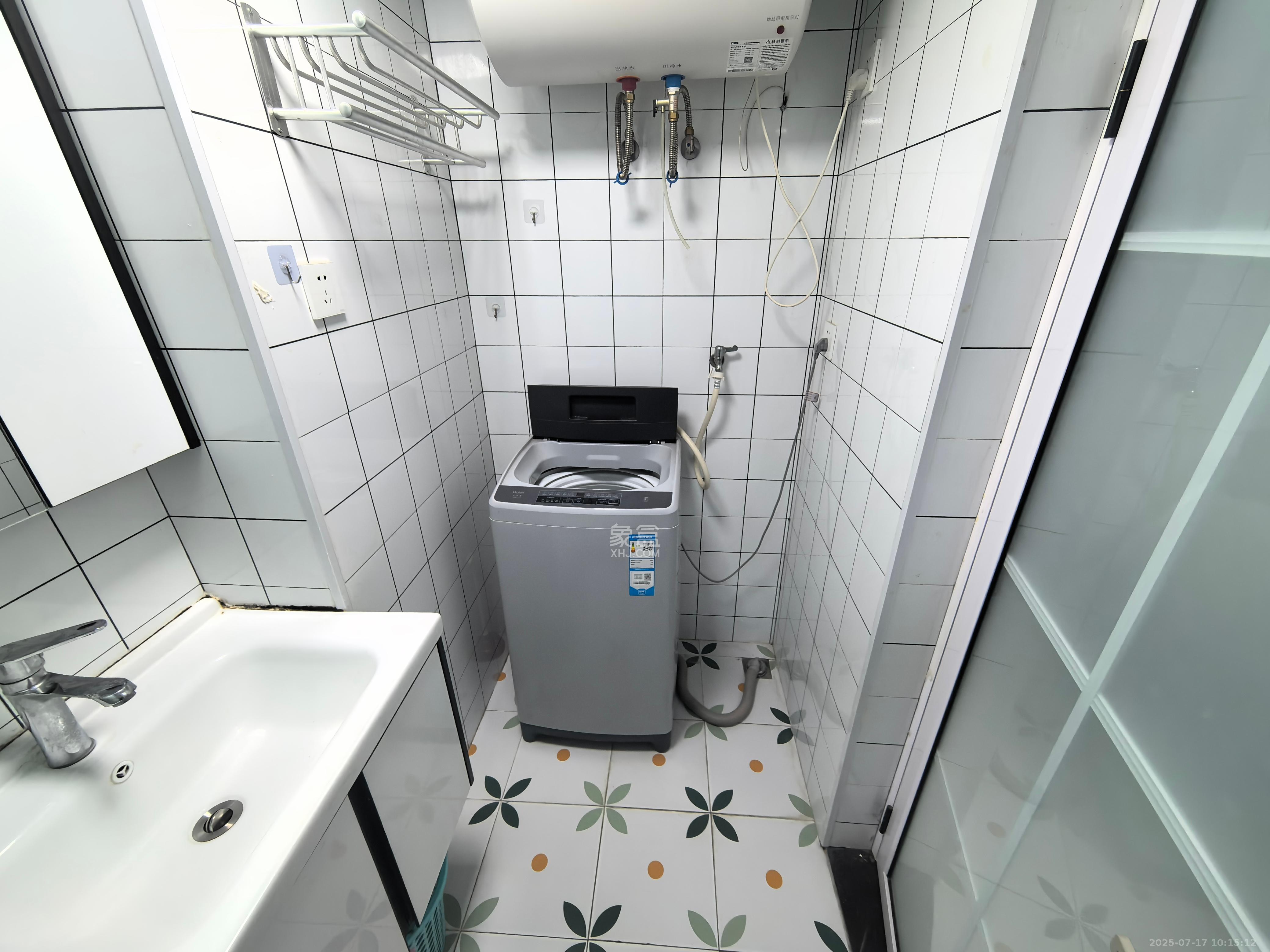 奥园城市天骄一期  1室1厅1卫   1700.00元/月室内图