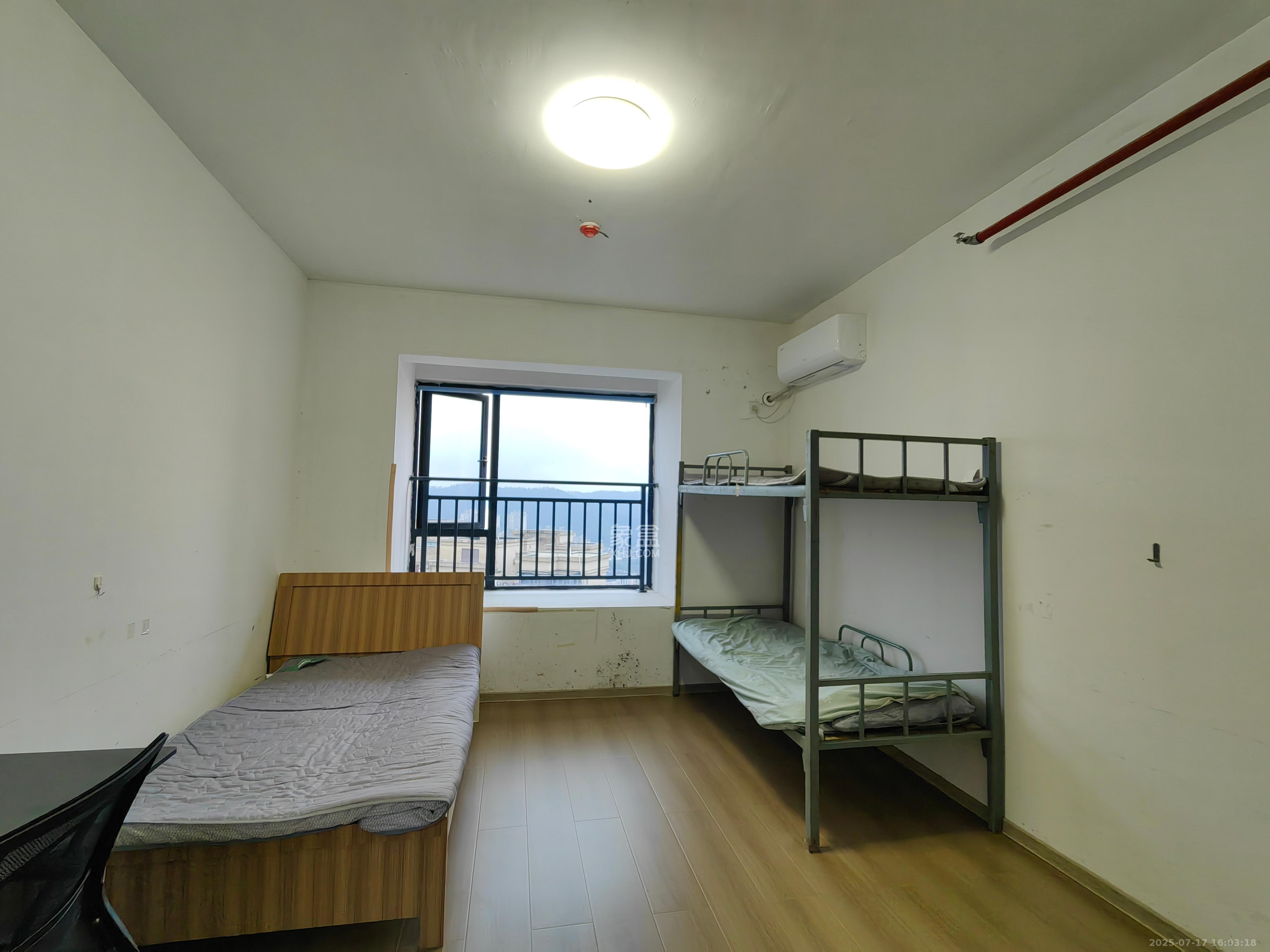 中建梅溪湖中心  4室2厅2卫   3000.00元/月室内图