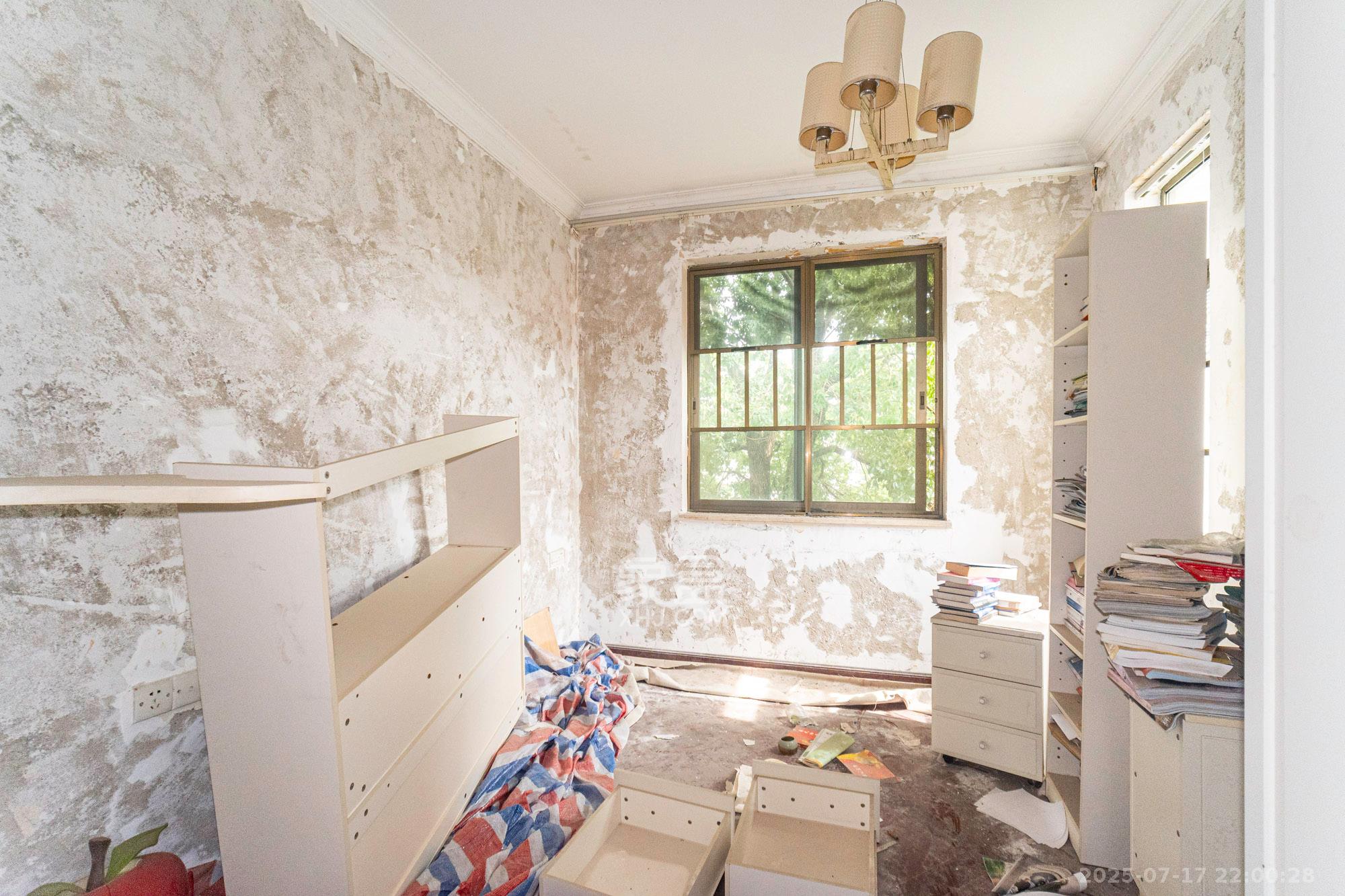 碧桂园威尼斯城  5室2厅3卫    278.0万卧室