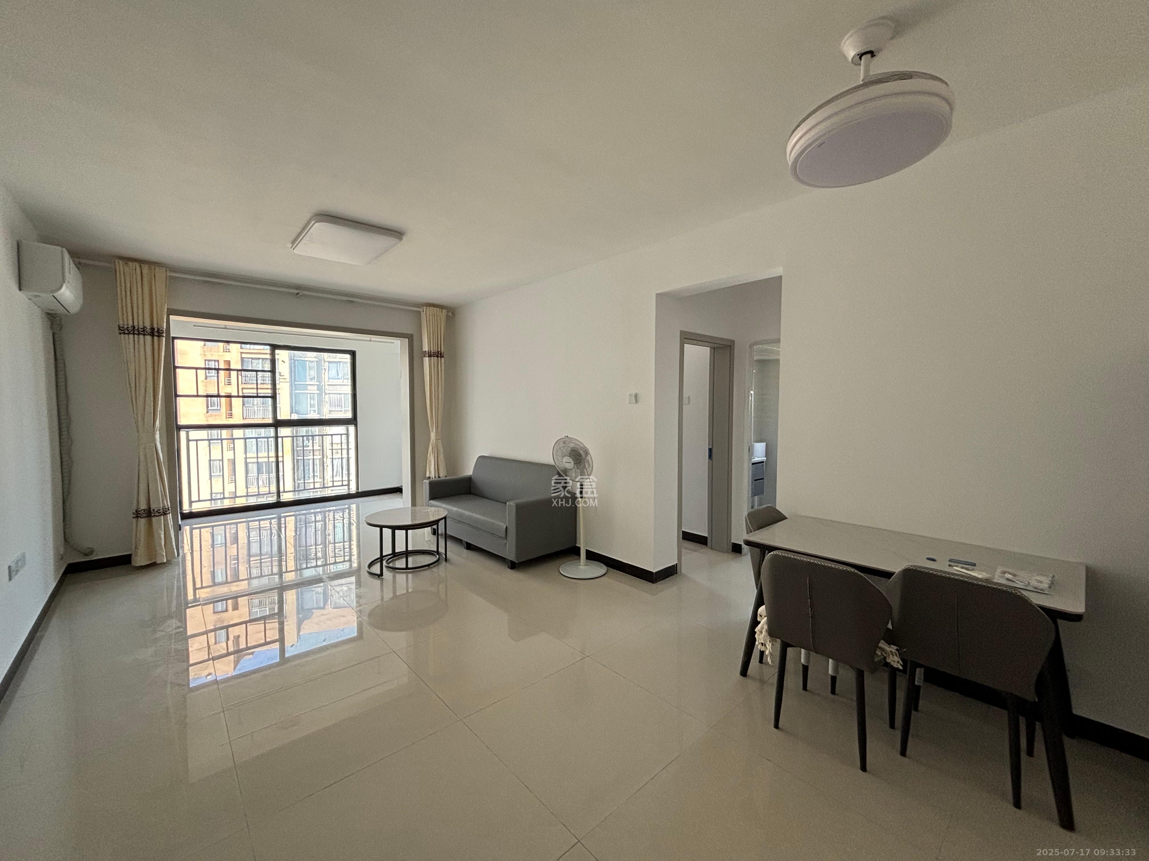 鑫远御文台一期  2室2厅1卫    2200.0元/月 鑫远御文台一期  2室2厅1卫    2200.0元/月室内图