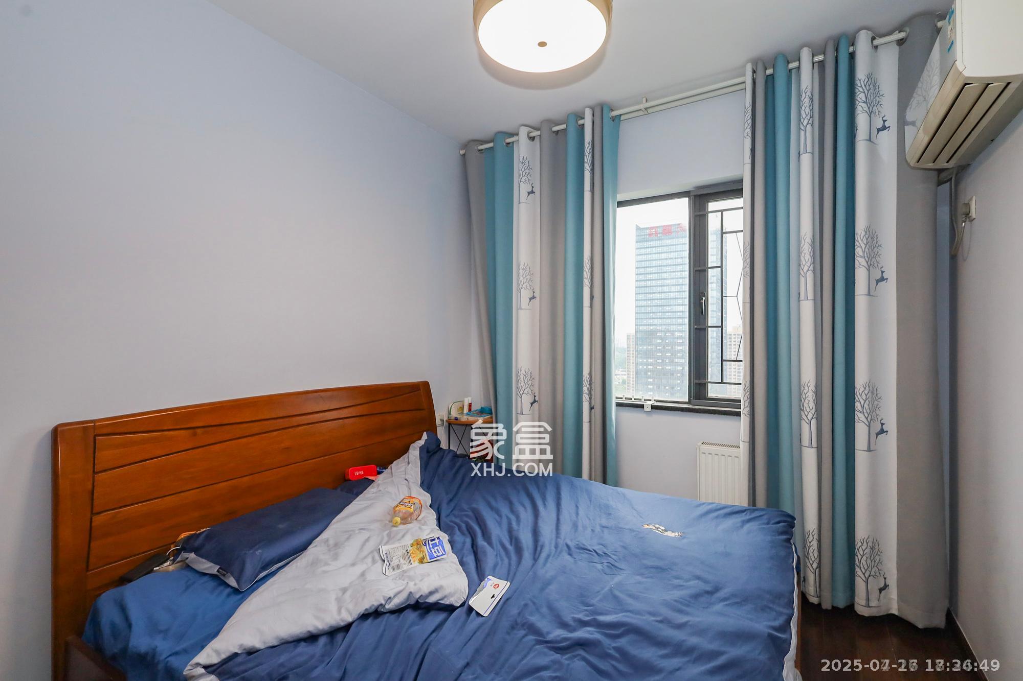 钰龙天下一期  4室2厅2卫    4500.0元/月 钰龙天下一期  4室2厅2卫    4500.0元/月室内图