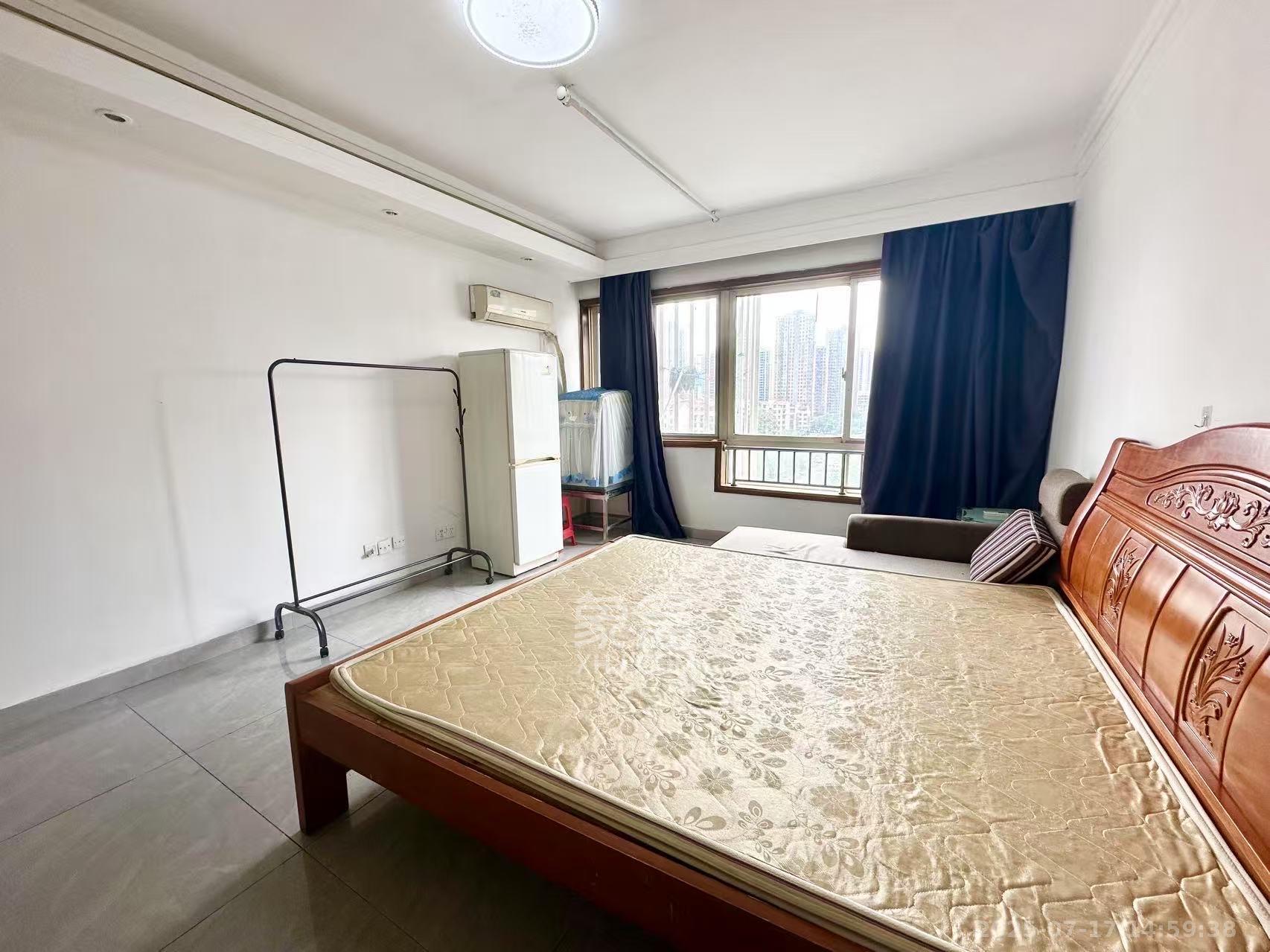 四季美景一、二期 1室1厅1卫 900.0元/月 四季美景一、二期 1室1厅1卫 900.0元/月室内图