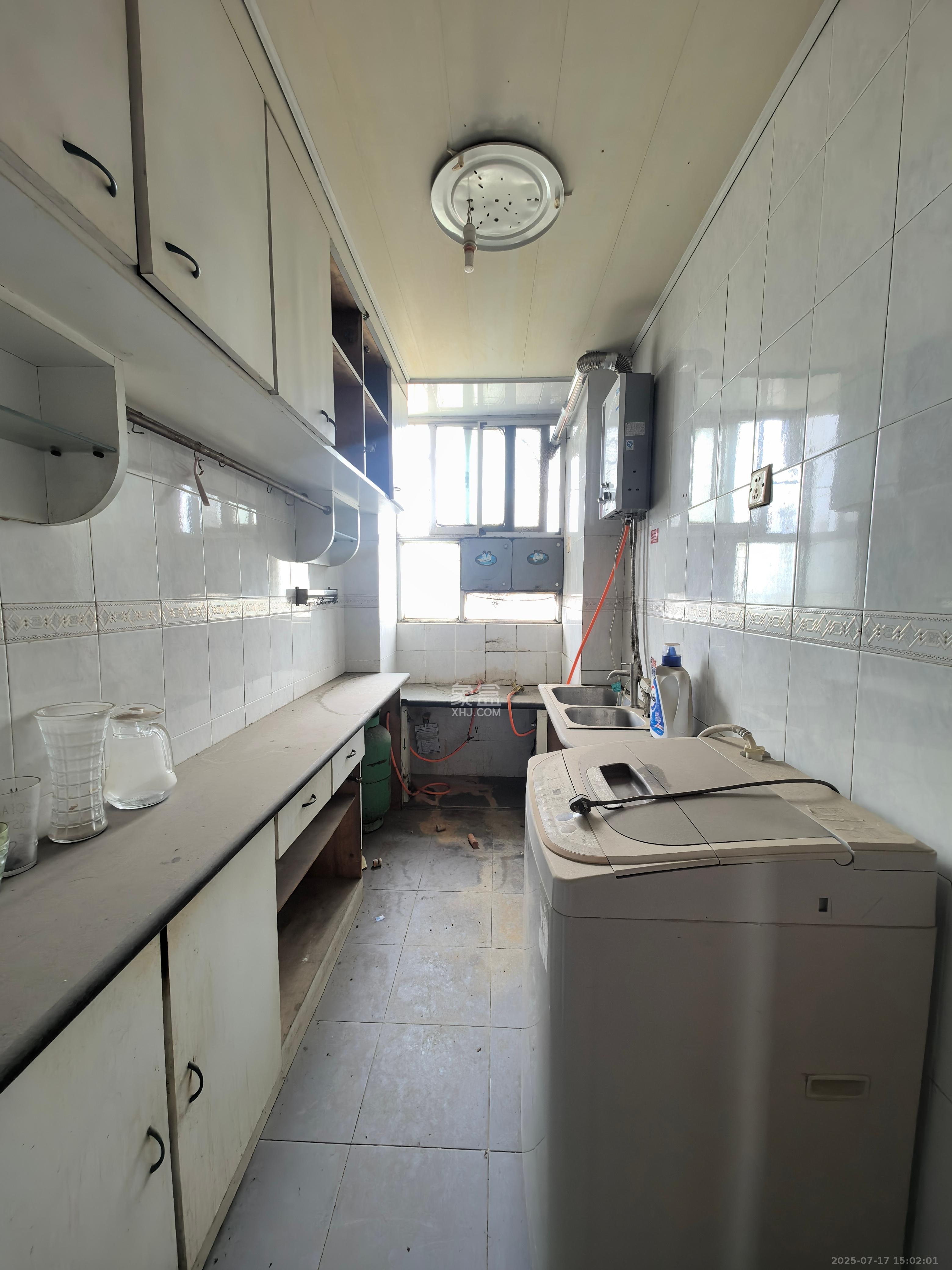 紫荆园社区新铁路宿舍(长铁下大垅) 2室1厅1卫 1000.0元/月 紫荆园社区新铁路宿舍(长铁下大垅) 2室1厅1卫 1000.0元/月室内图