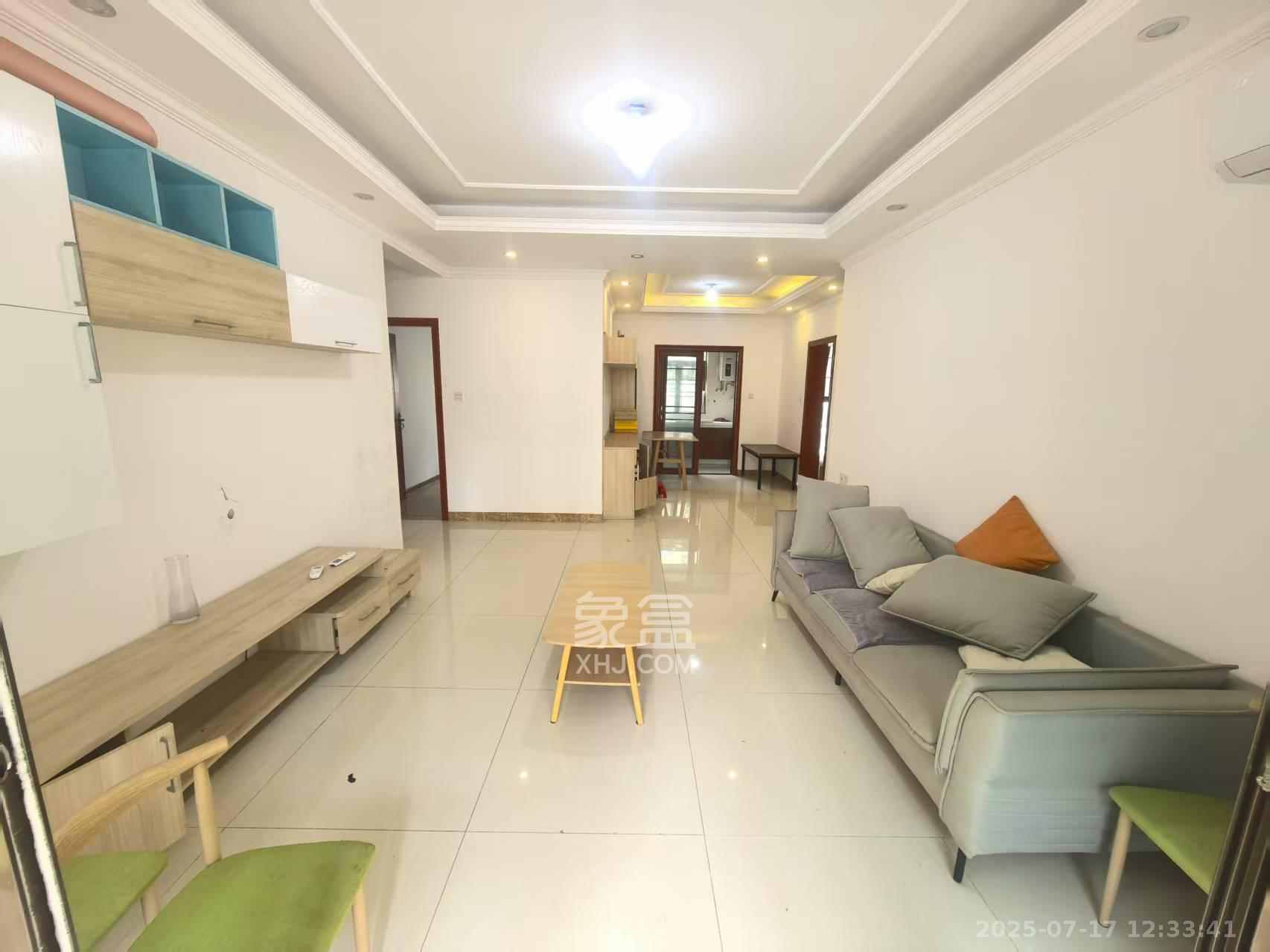 江山帝景哈佛  4室2厅2卫    2000.0元/月室内图