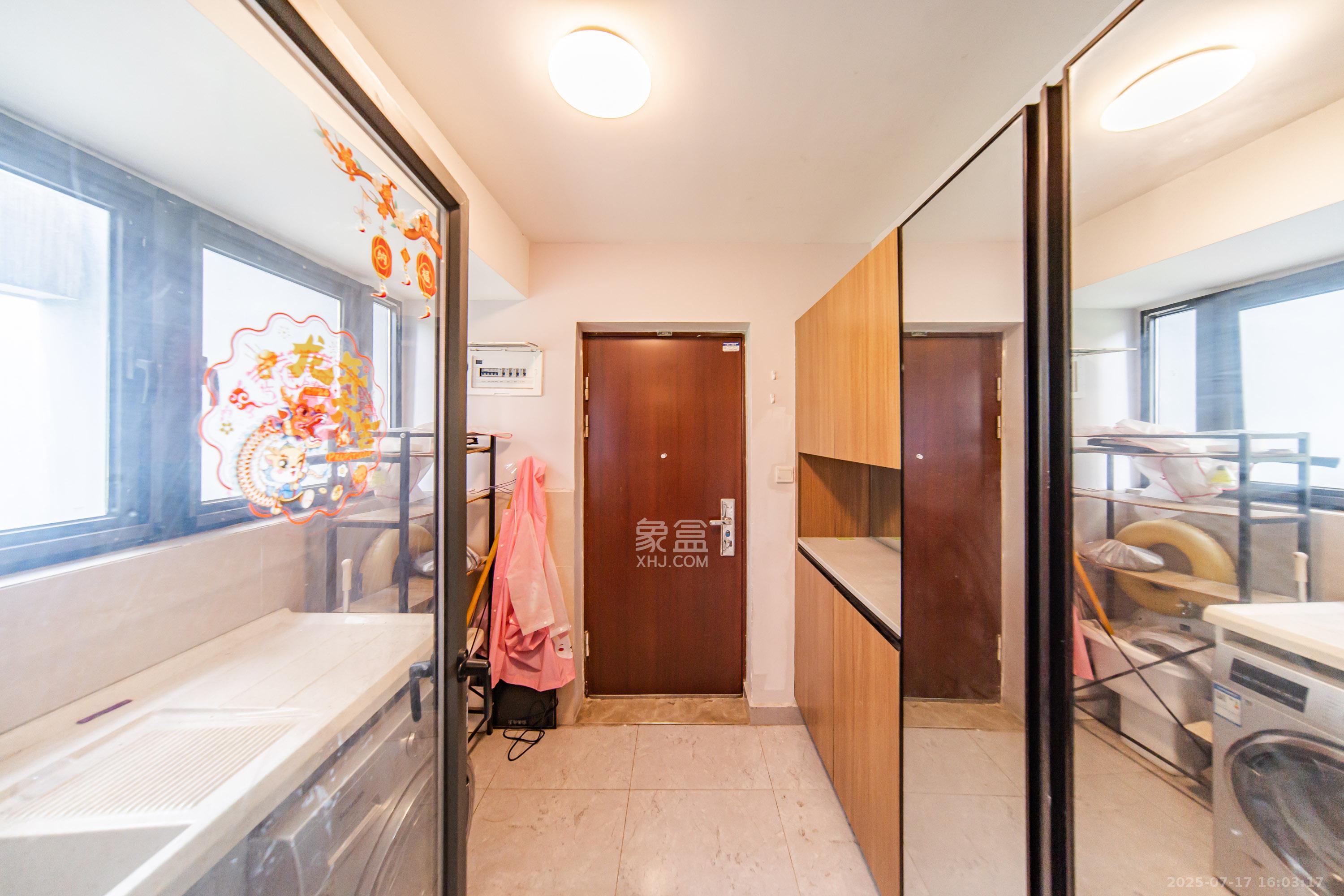 万科白鹭郡  3室2厅1卫   150.00万其他
